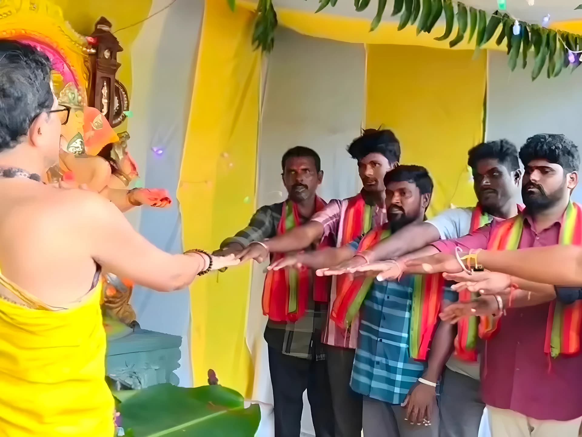 గణపతి నవరాత్రుల్లో మద్యం, మాంసాహారానికి దూరం