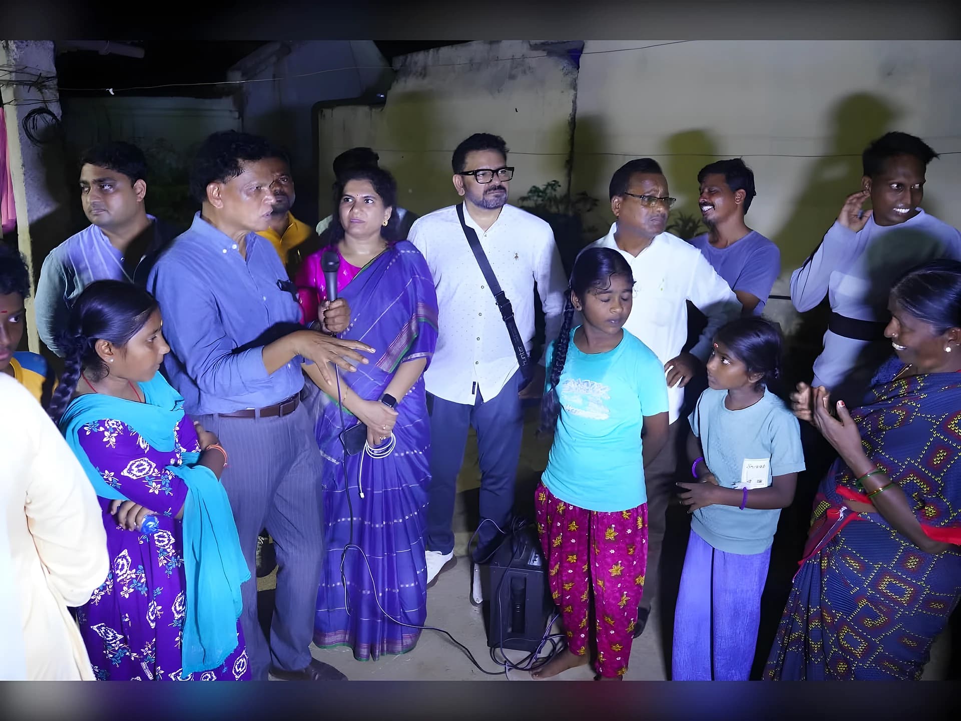 ప్రభుత్వ స్కూల్లో TPF పర్యటన.. విద్యార్థులతో మాటామంతీ