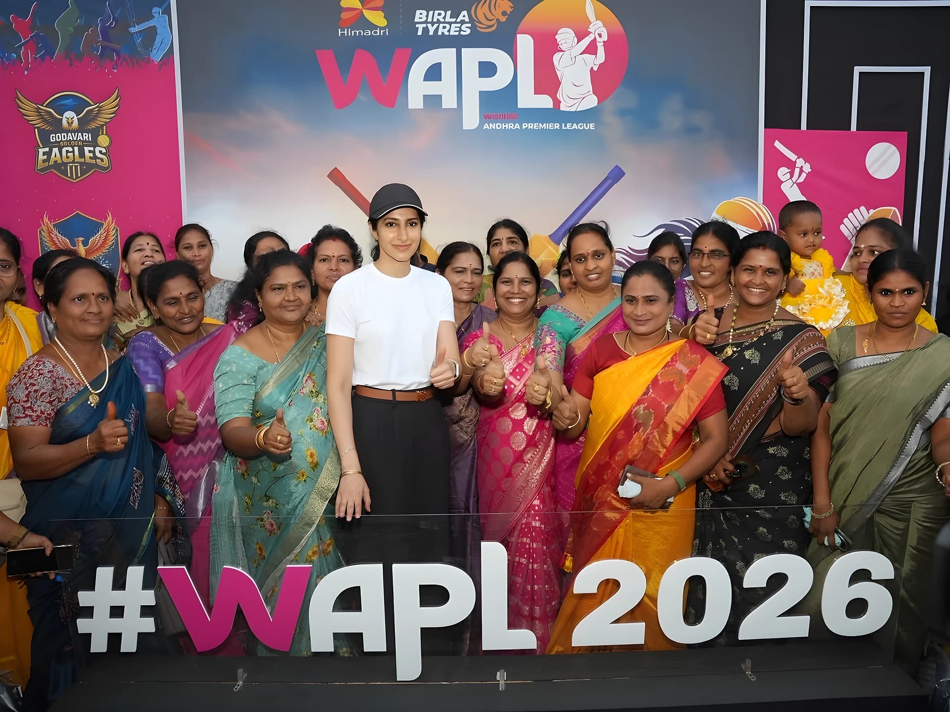 గ్రాండ్గా WAPL సీజన్-1.. ట్రోఫీ లాంచ్ చేసిన బ్రాహ్మణి