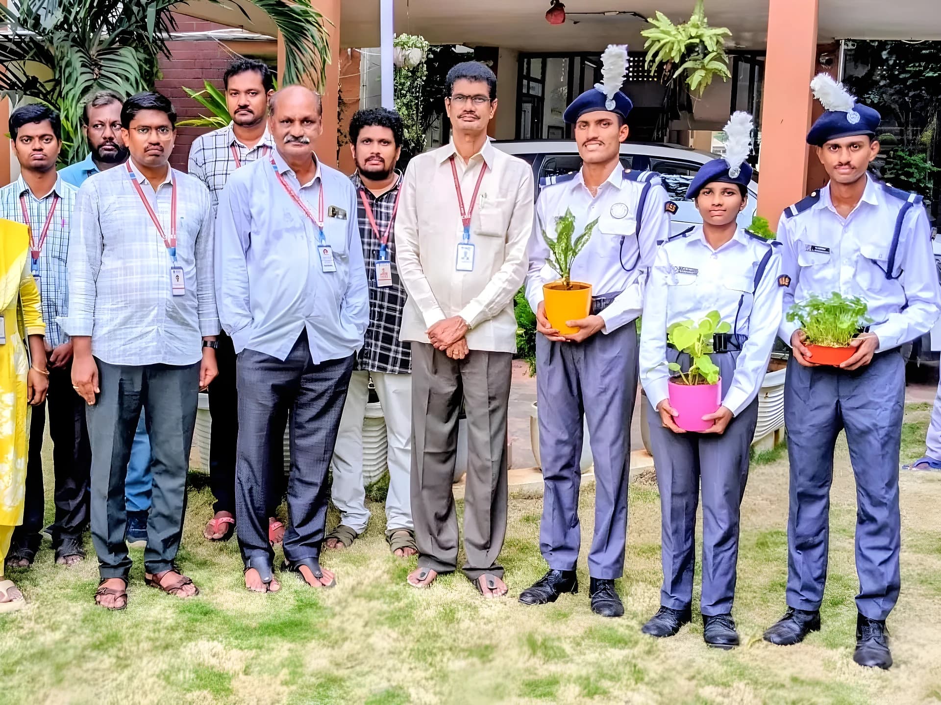 ప్రీ రిపబ్లిక్ డే పరేడ్కు ఇద్దరు ఎన్ఎస్ఎస్ క్యాడెట్లు