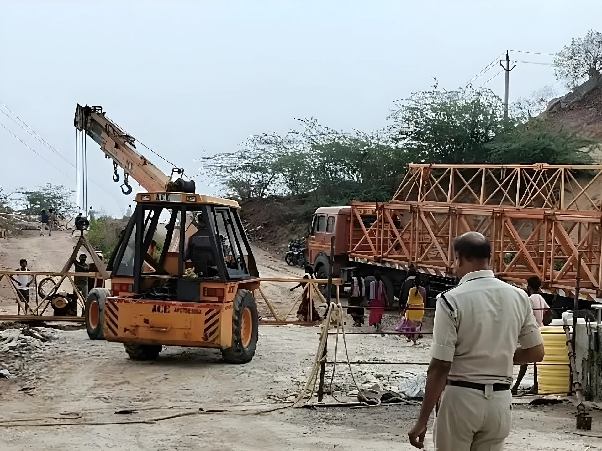 డ్యామ్ వద్ద భద్రత కట్టుదిట్టం చేయాలి