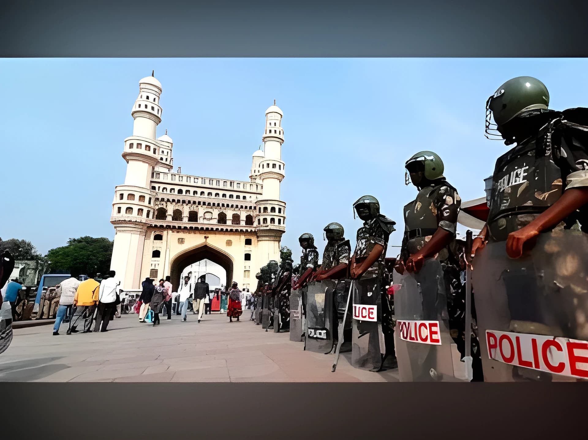 చార్మినార్ వద్ద హైఅలర్ట్.!