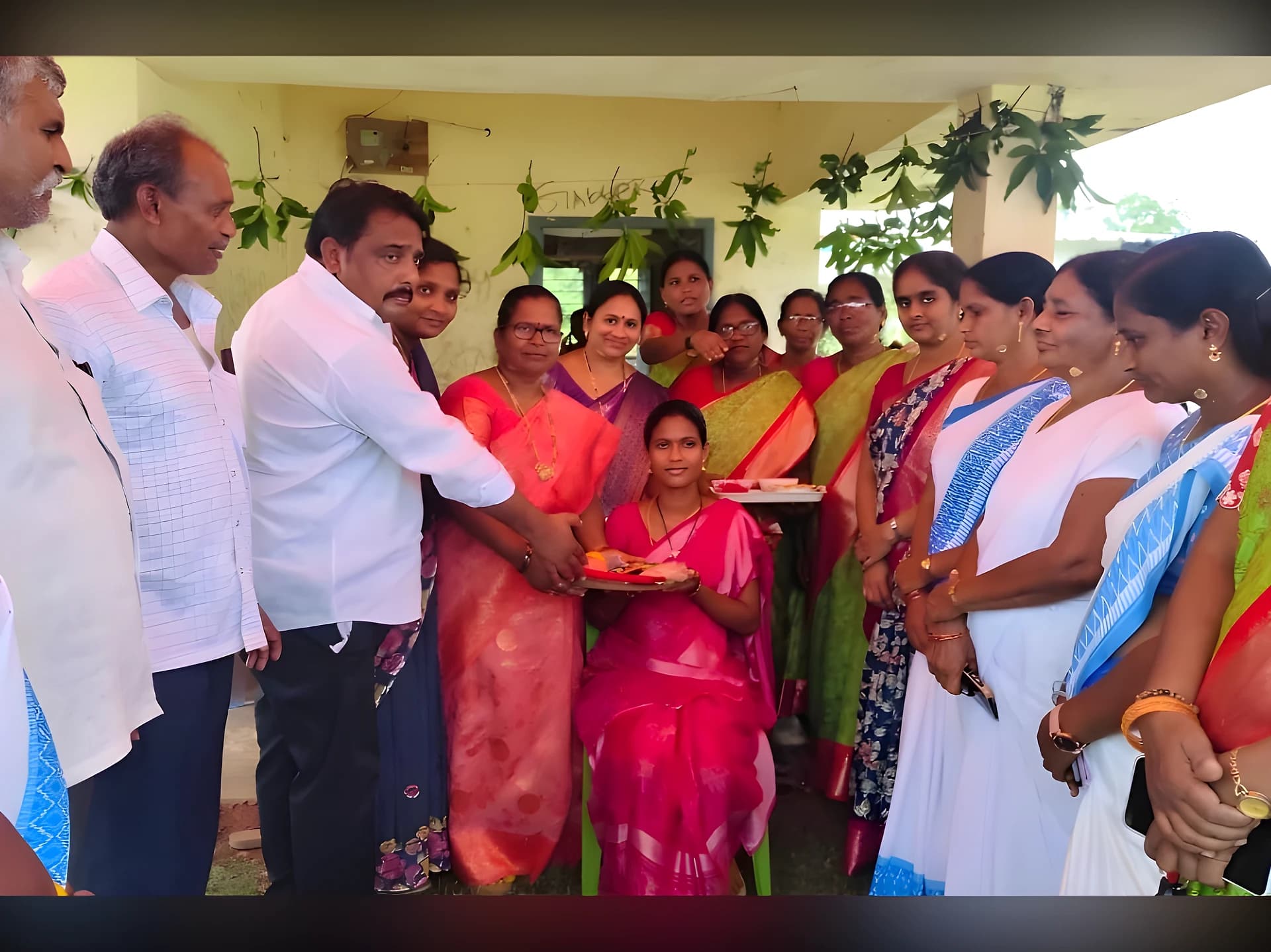అంగన్వాడీలో పోషణ మాసం: పిల్లలకు అక్షరాభ్యాసం
