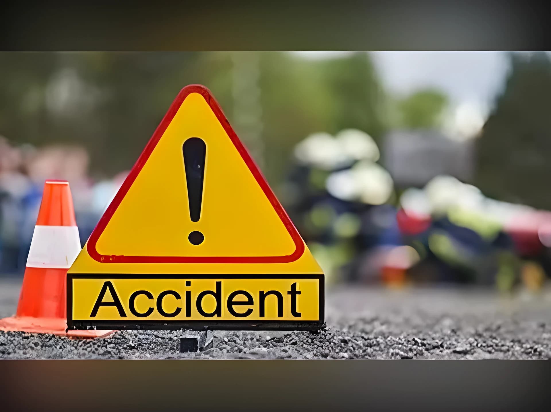 రోడ్డు ప్రమాదంలో ఓ మహిళకు తీవ్ర గాయాలు