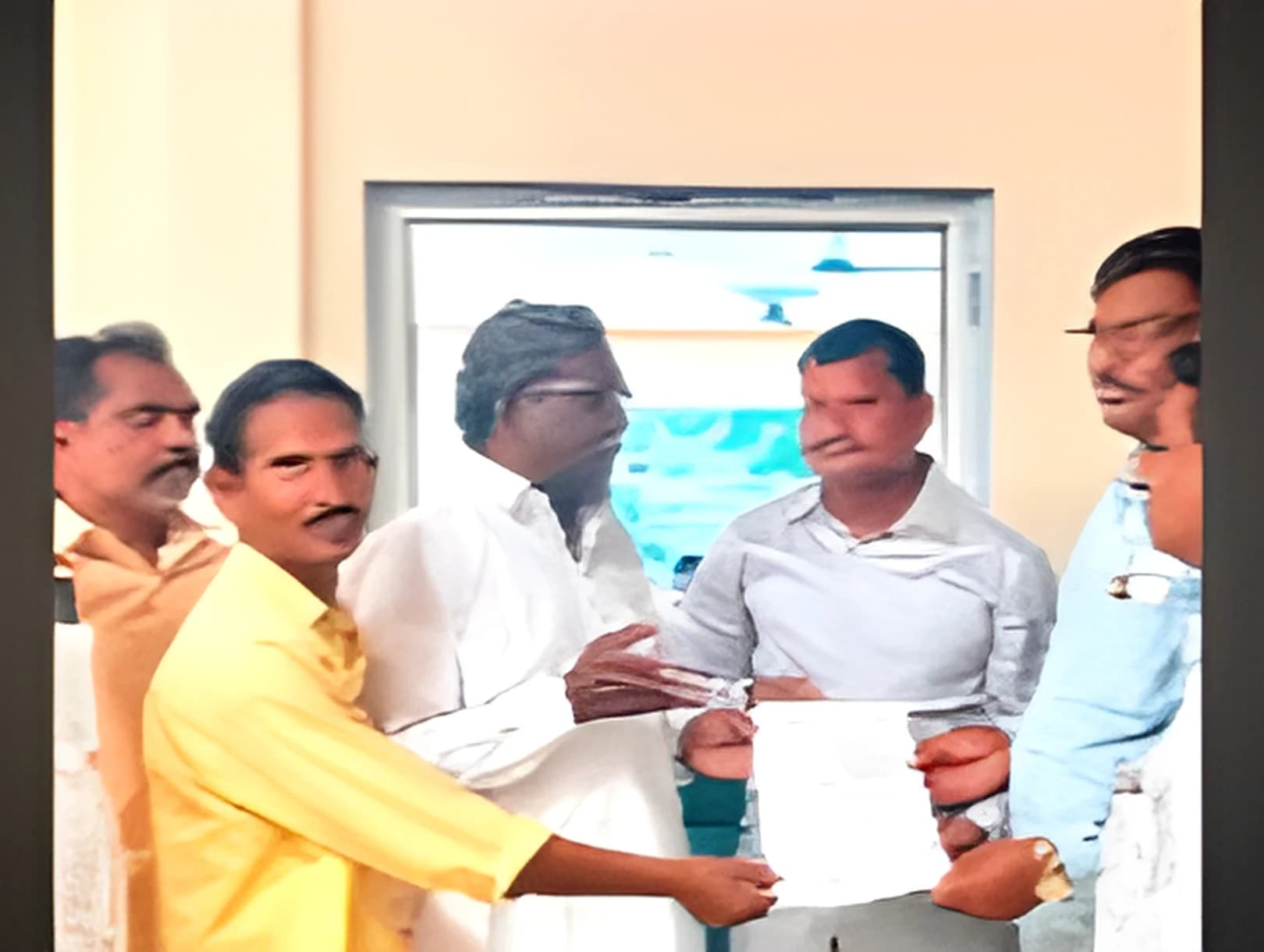 'నష్టపోయిన రైతాంగాన్ని ఆదుకోవాలి'
