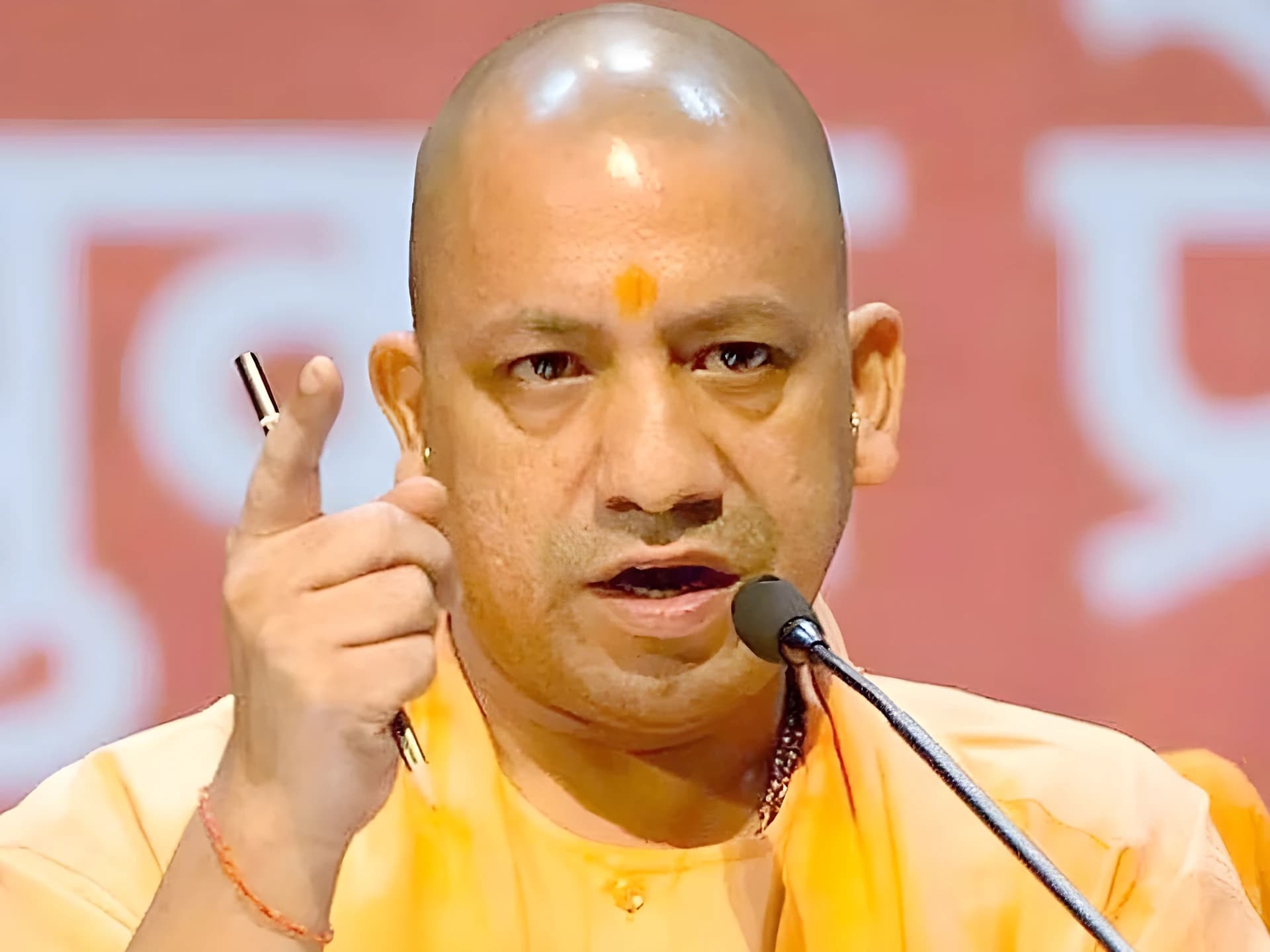 యోగి ఫైర్.. కాంగ్రెస్పై షాకింగ్ కామెంట్స్!