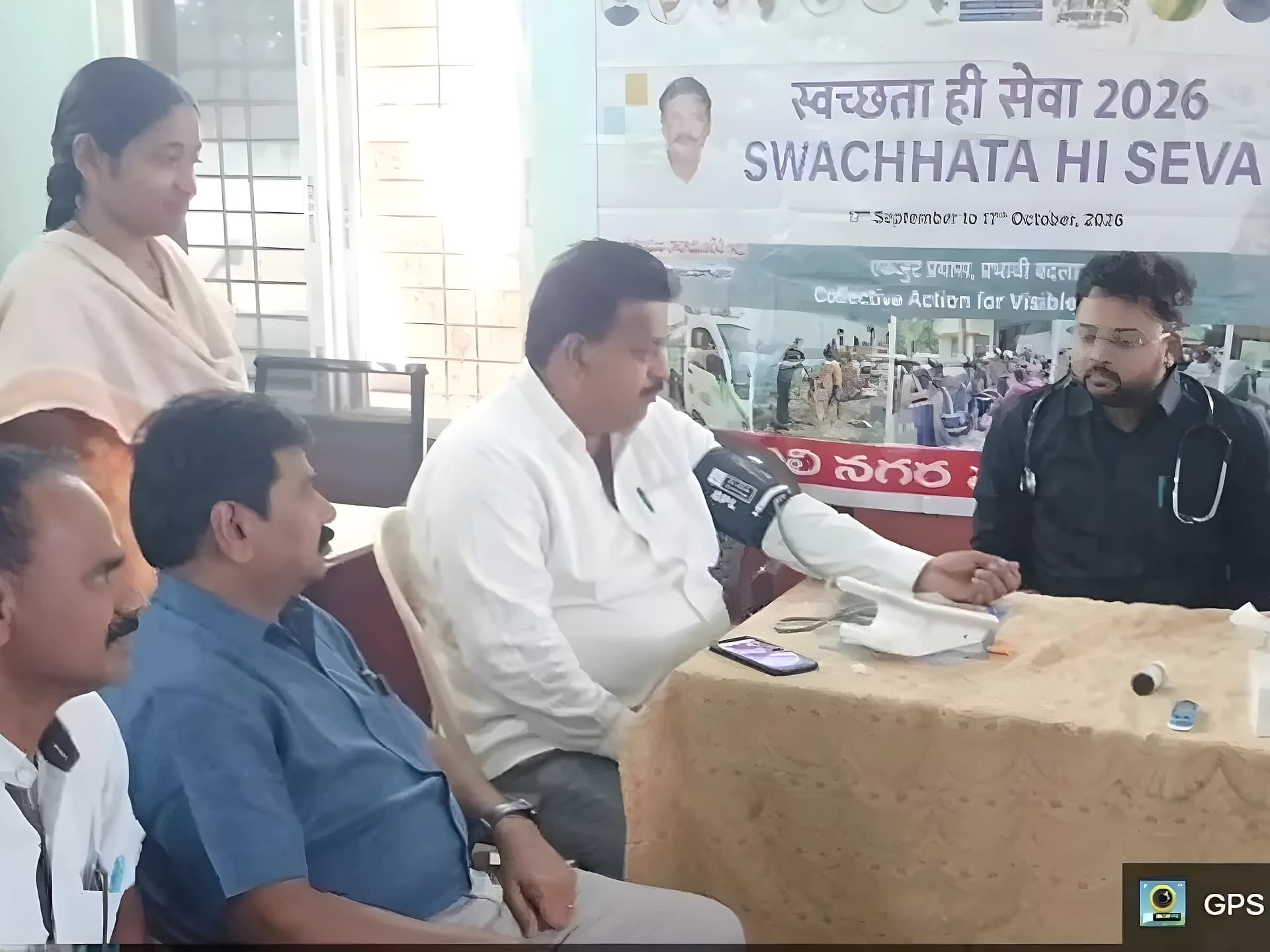 పారిశుధ్య కార్మికులకు వైద్య పరీక్షలు