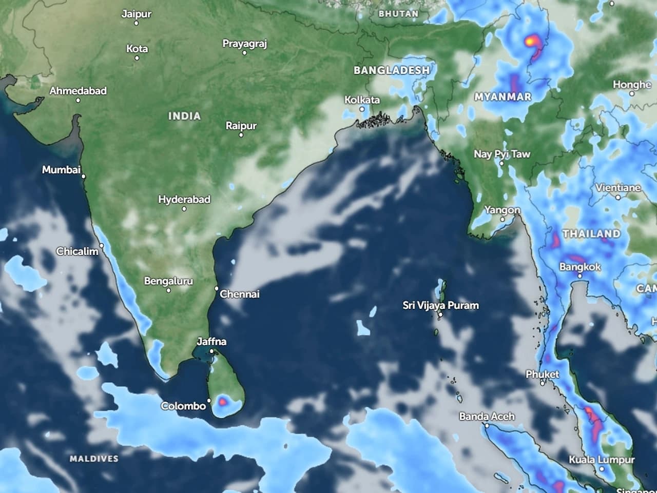 మండుతున్న తెలుగు రాష్ట్రాలు