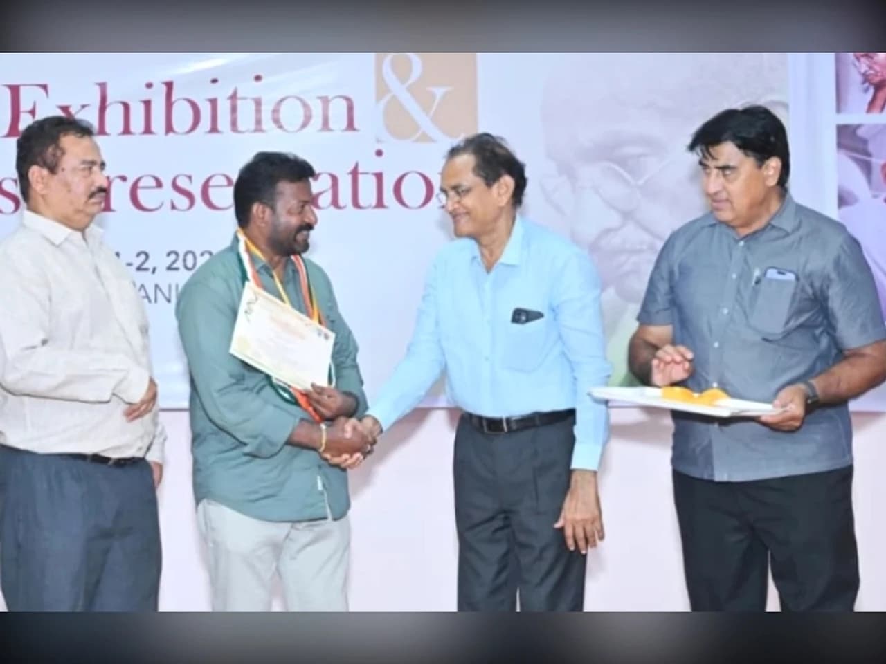 గుంటూరు ఫోటోగ్రాఫర్కి నేషనల్ అవార్డ్