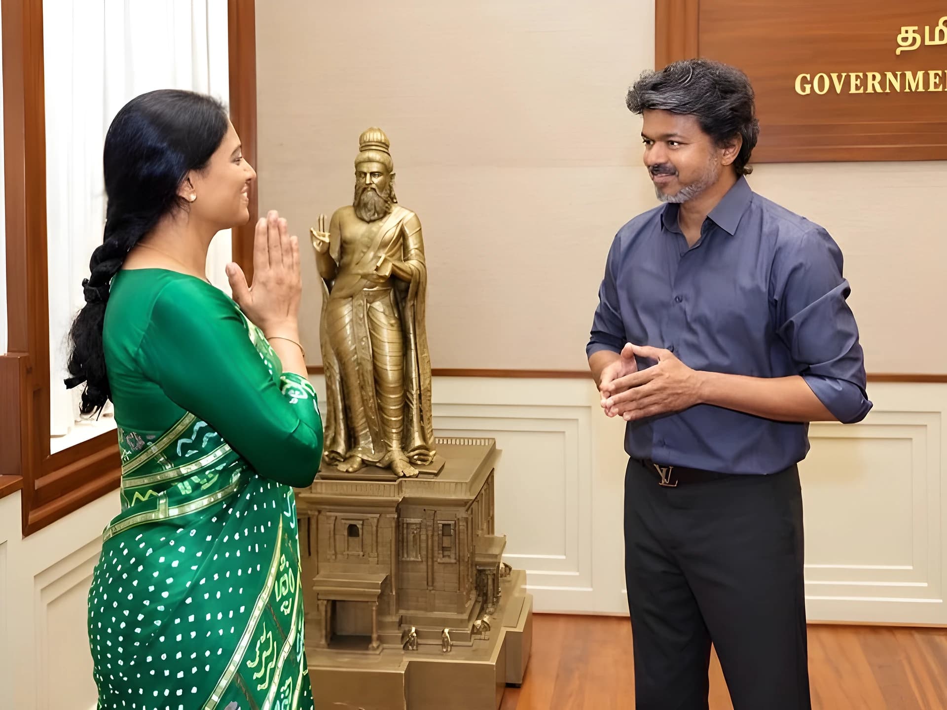 షర్మిల కూతురి పెళ్లికి CM విజయ్కు ఆహ్వానం