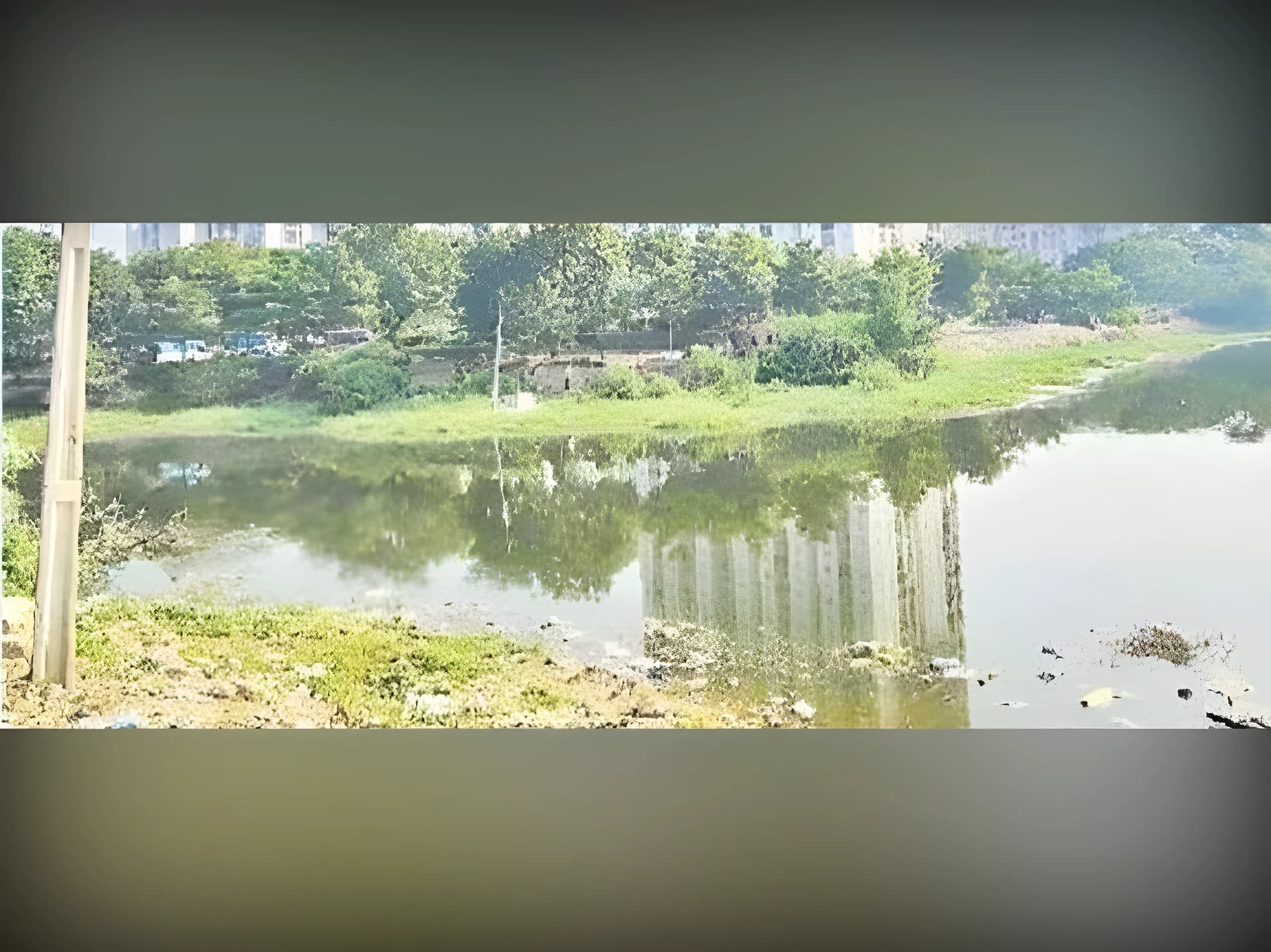 చెరువులోకి మురుగు నీరు!