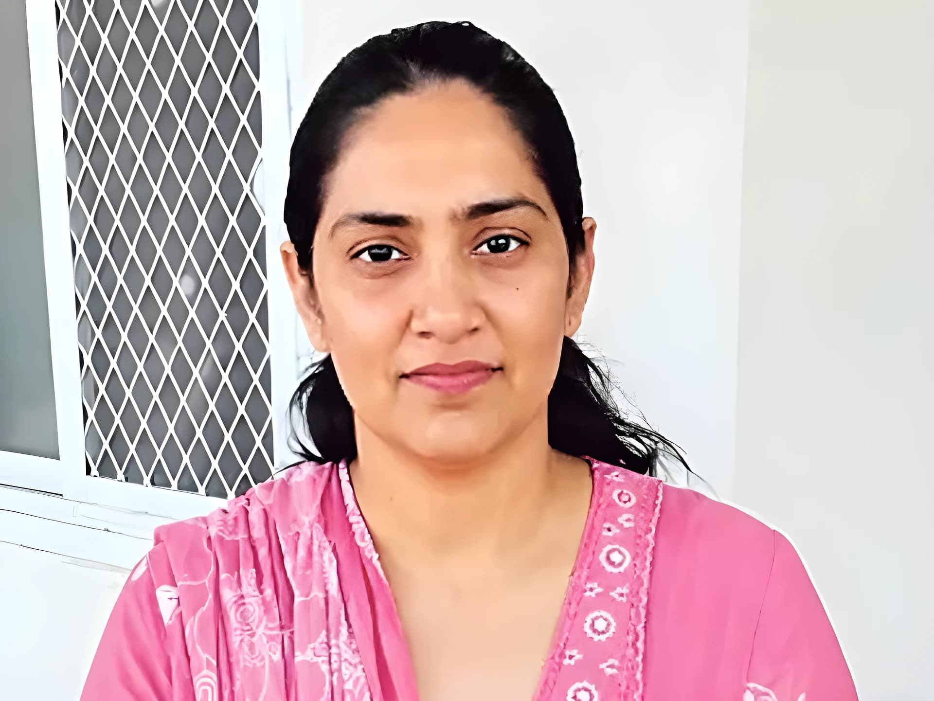 ఖైదీలతో ఇంటి పని.. చివరికి జైలర్ అరెస్ట్!
