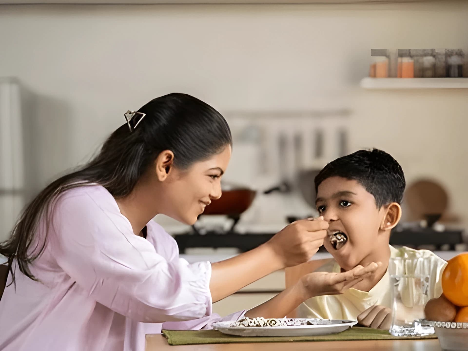 పేరెంట్స్.. పిల్లలకు ఇలా ఫుడ్ పెడితే.. అస్సలు వదలరు