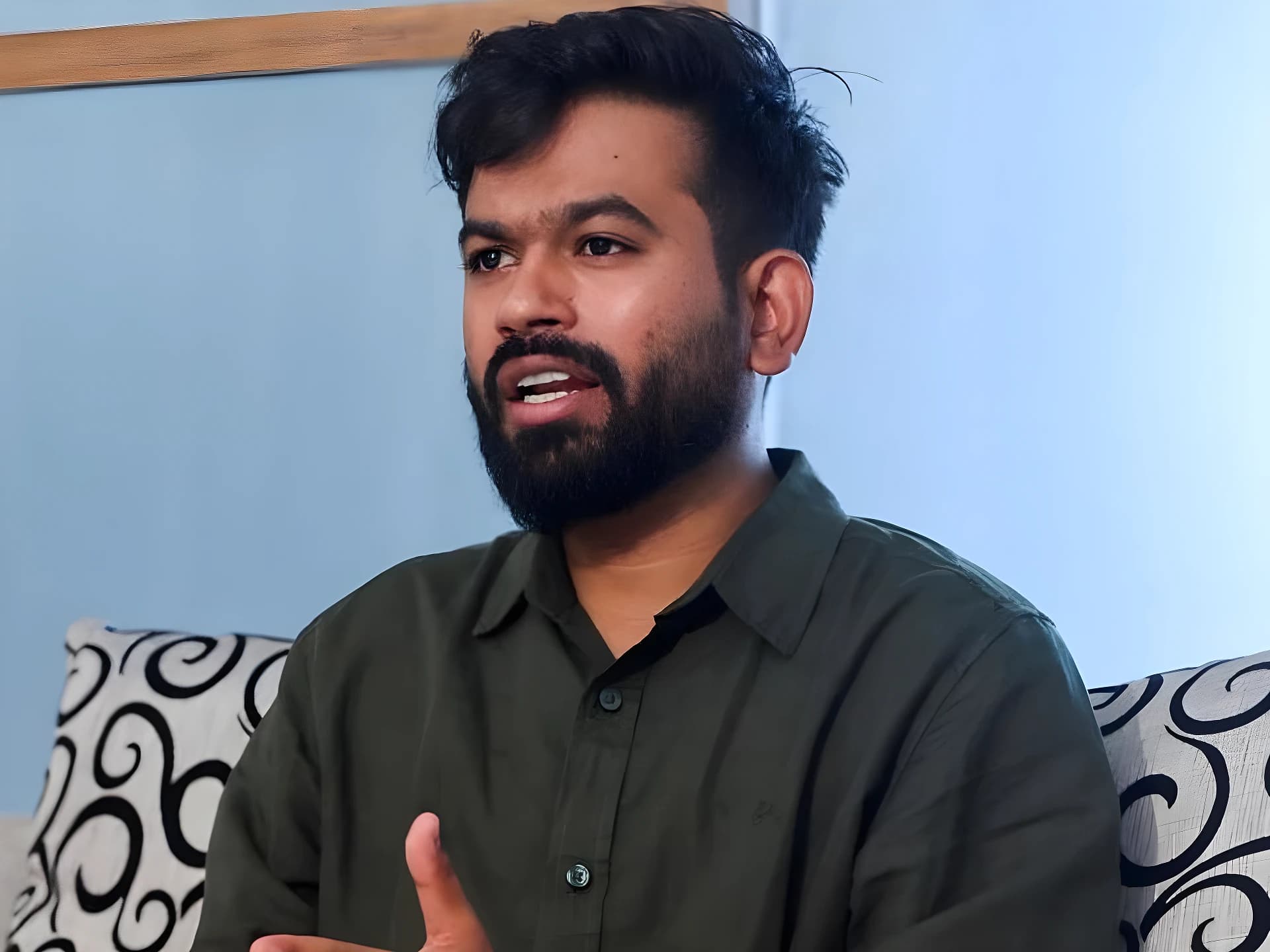 పోలీసులా.. అమిత్ షా మాట వినే కిడ్నాపర్లా?: దీప్కే
