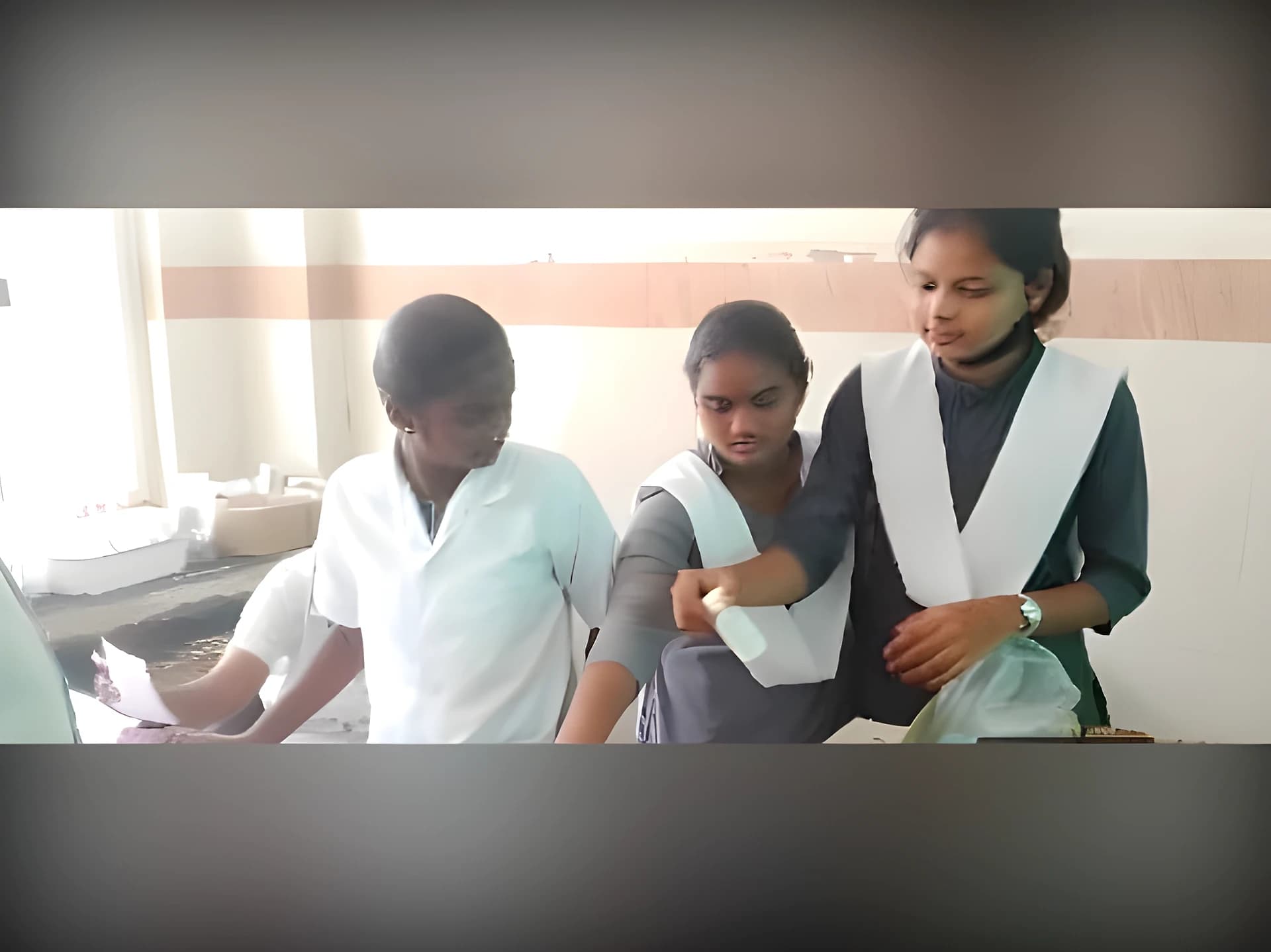 మోడల్ స్కూల్ స్టూడెంట్స్ ఇంటర్న్షిప్