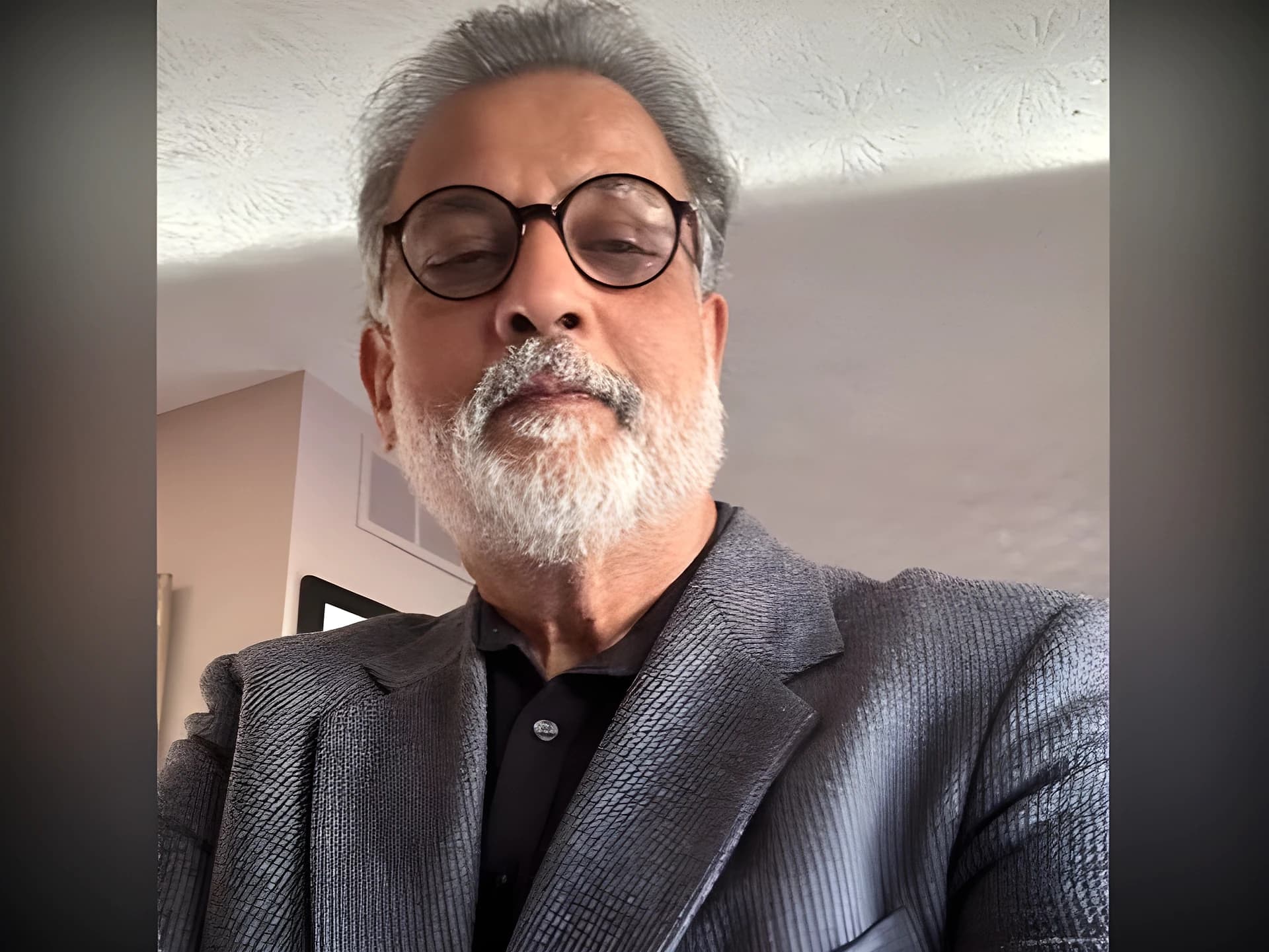 తిరంగాతో గాంధీ మునిమనవడి పాదయాత్ర