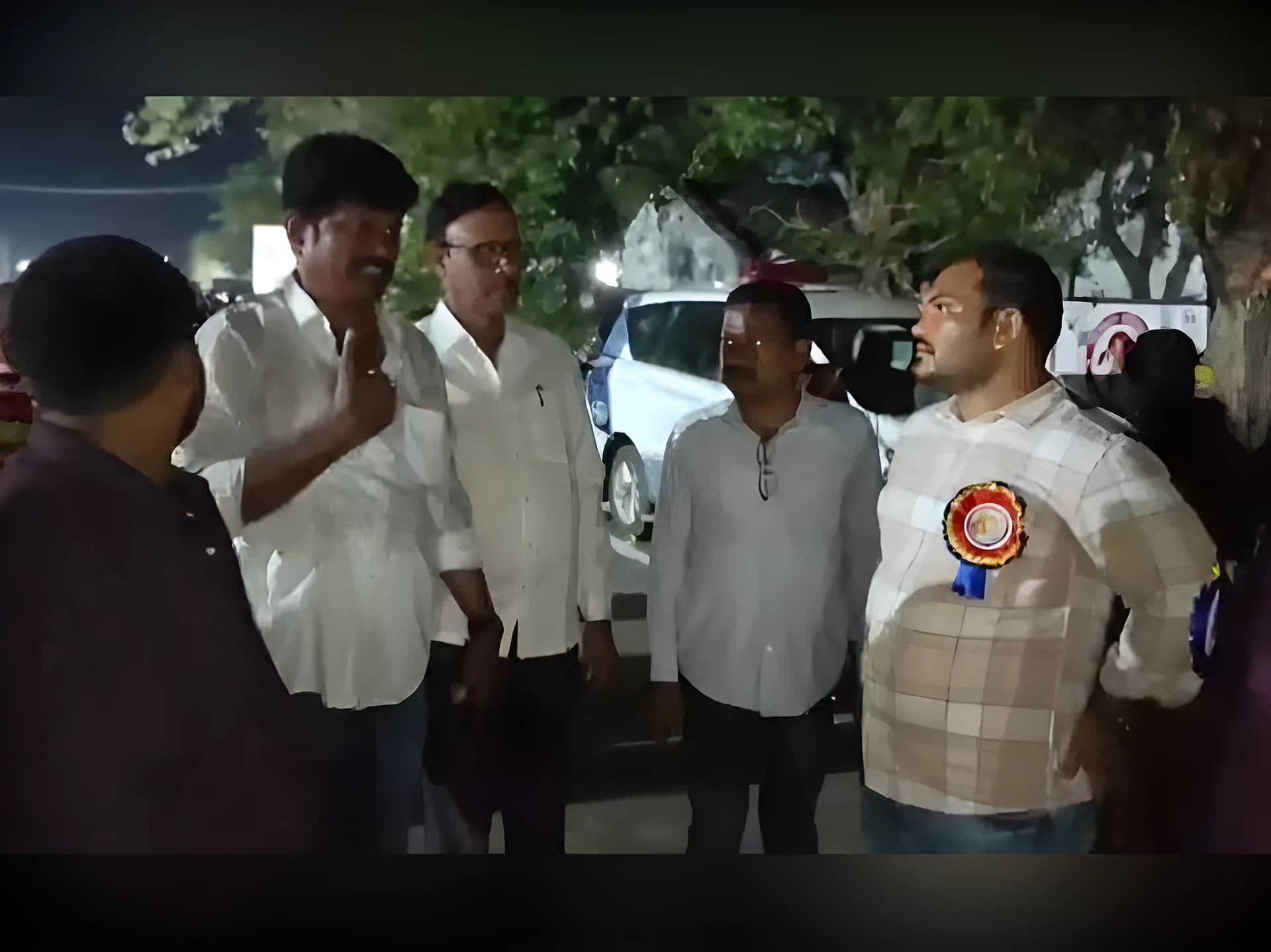బతుకమ్మ వేడుకల్లో మహిళల తిప్పలు