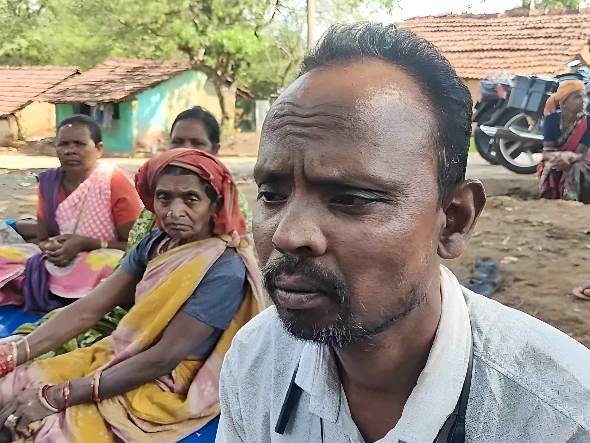 అదానీ ప్రాజెక్టుపై గిరిజనుల ఫేక్ వేలిముద్రలు ?