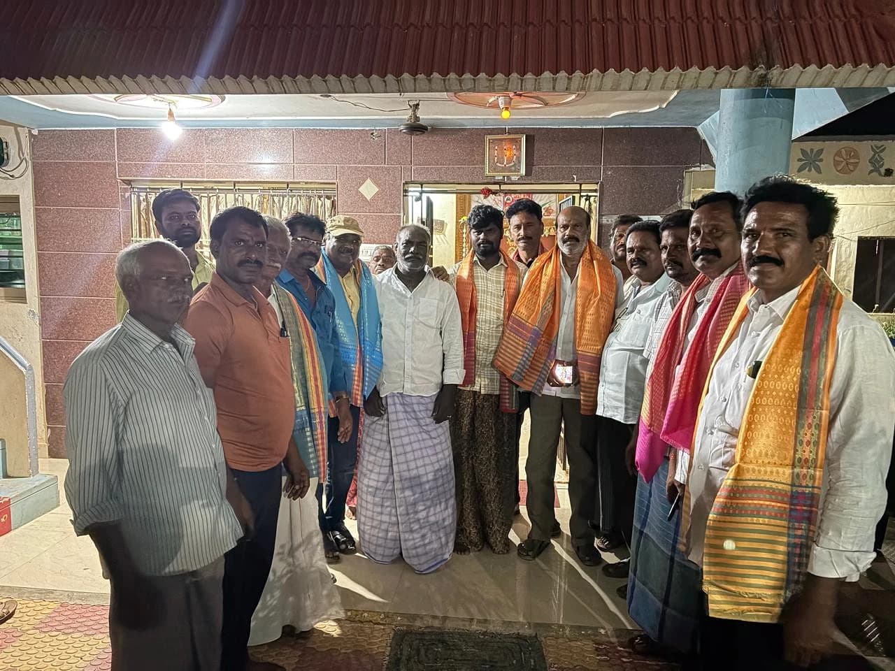 అనంతవరంలో టీడీపీ సమావేశం