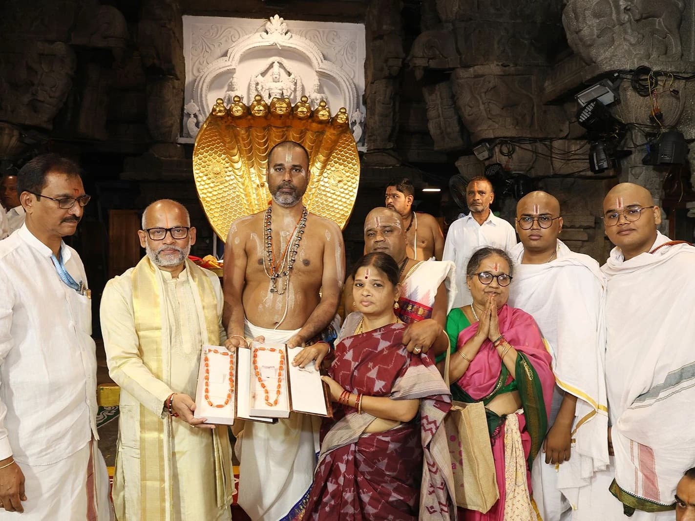 తిరుమల శ్రీవారికి గోల్డ్ హారాల విరాళం🪙
