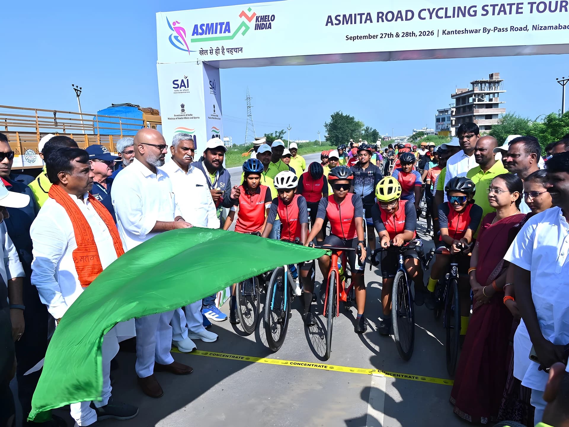 నిజామాబాద్లో అస్మిత రోడ్ సైక్లింగ్ పోటీలు