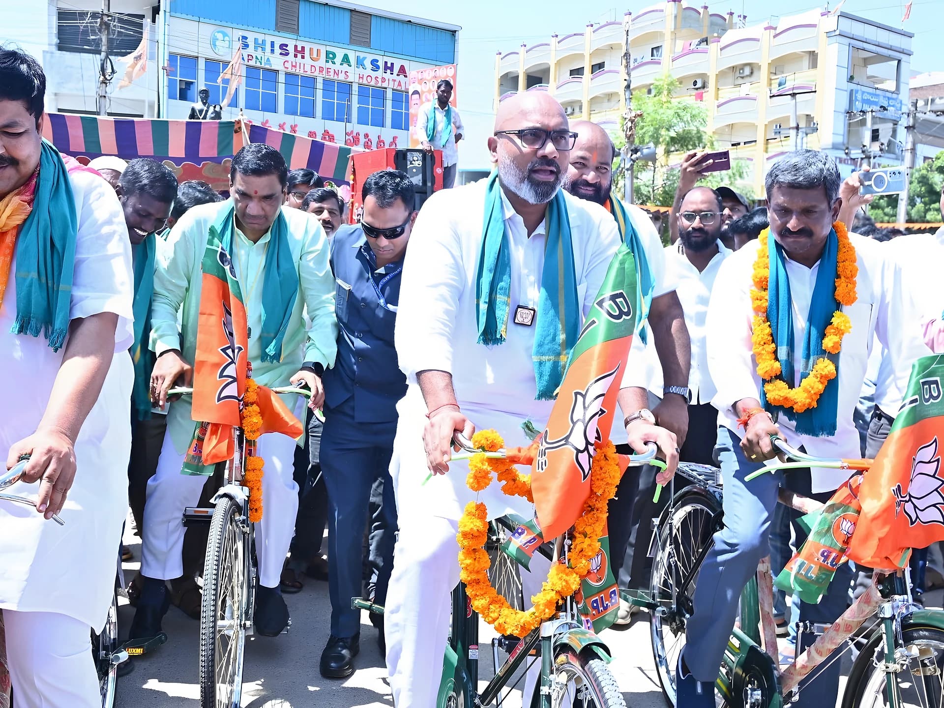నిజామాబాద్లో అస్మిత రోడ్ సైక్లింగ్ పోటీలు