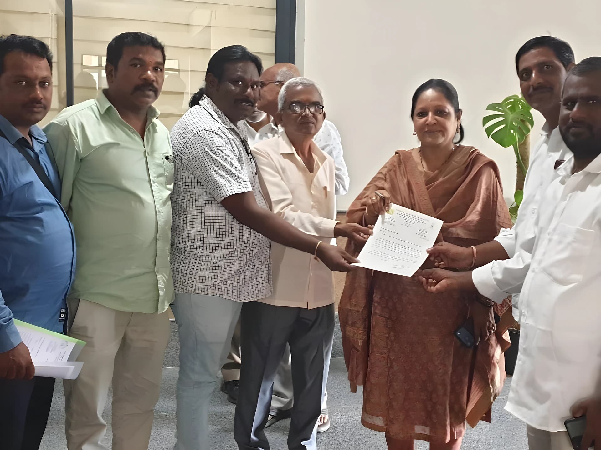 జర్నలిస్టుల ఇళ్ల సమస్య.. పరిష్కారం కావాలి!
