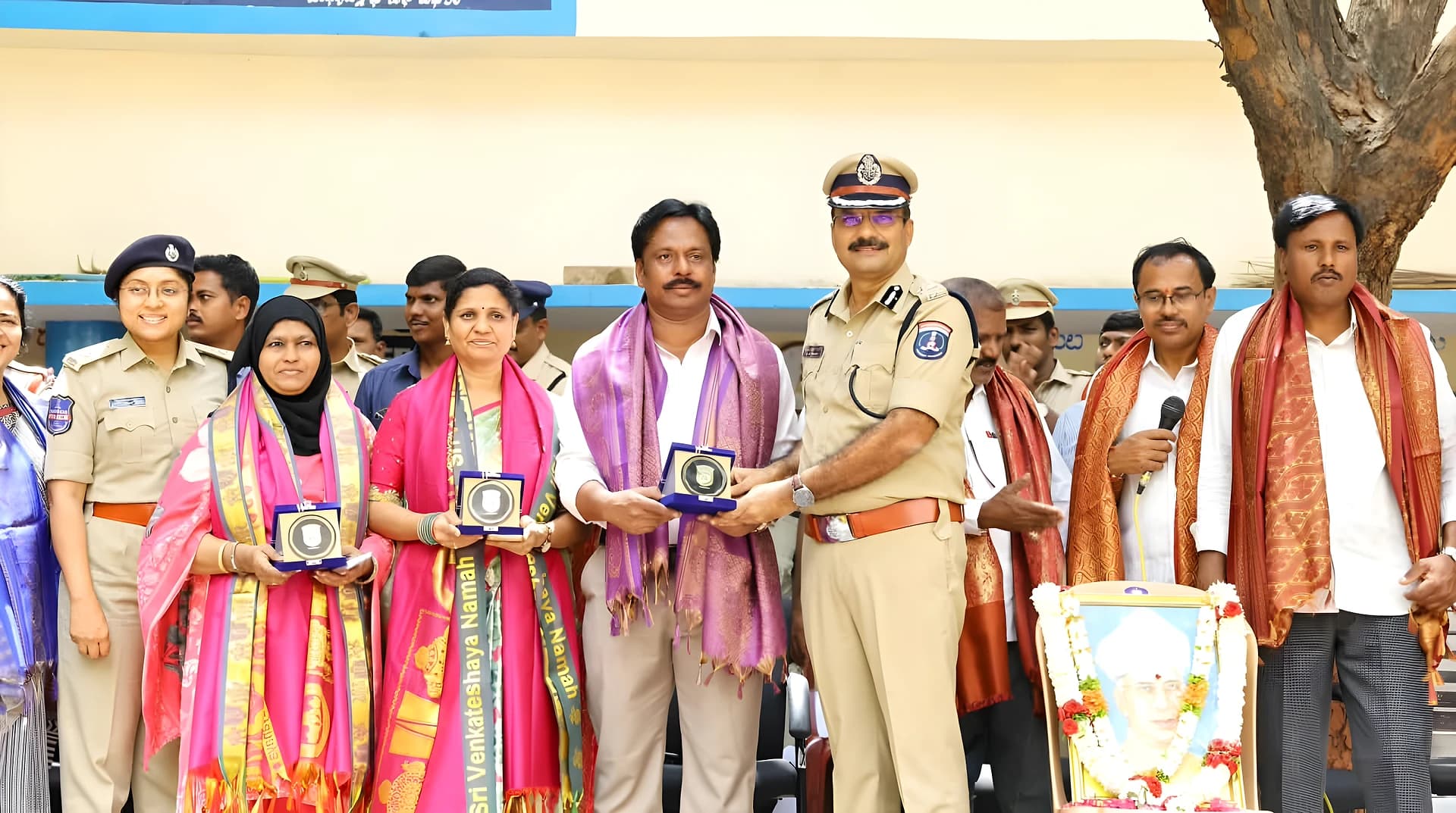 గురువులకు సన్మానం, స్టూడెంట్స్కి సూచనలు