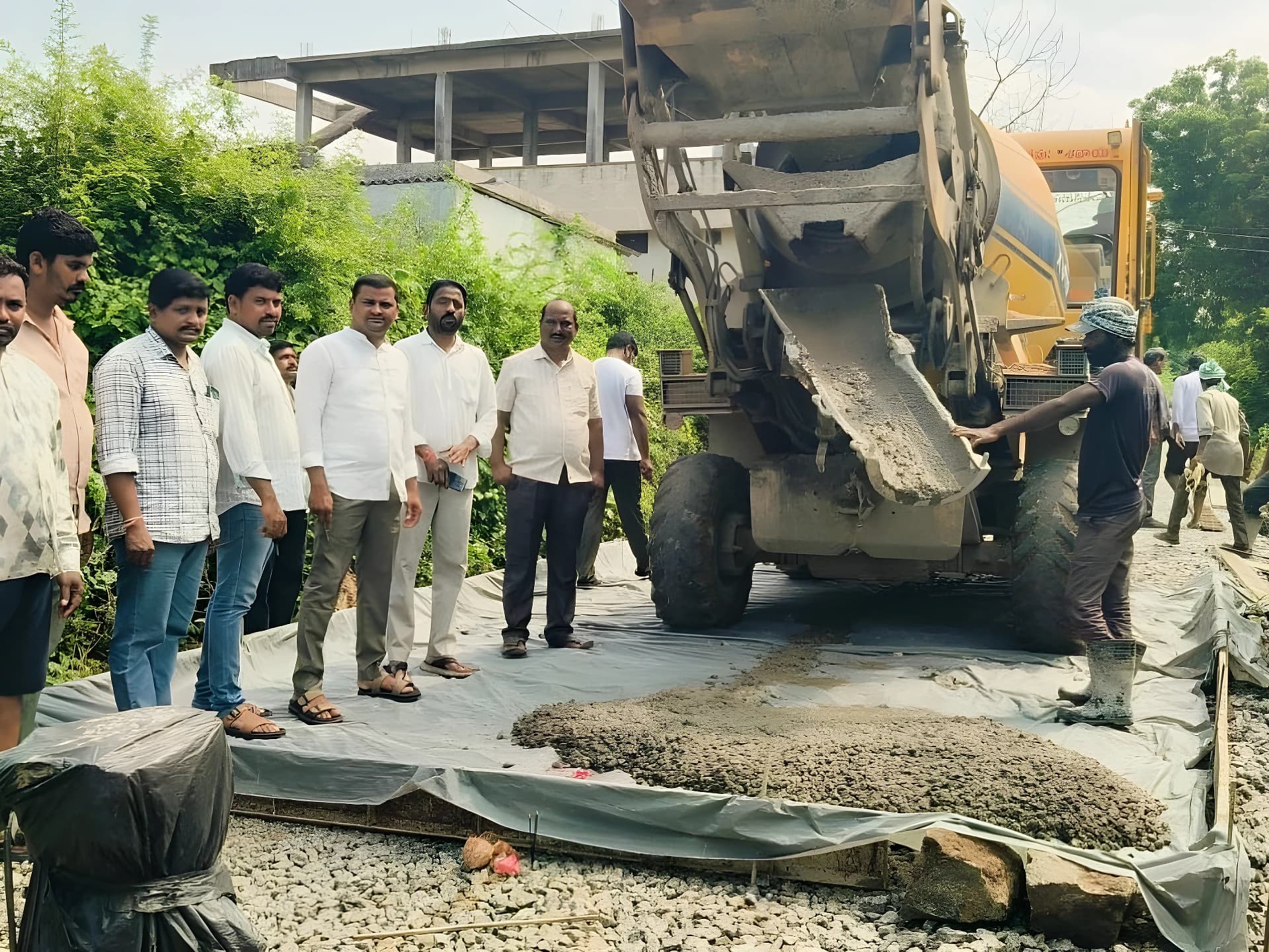 35 లక్షలతో CC రోడ్ల పనులు స్టార్ట్