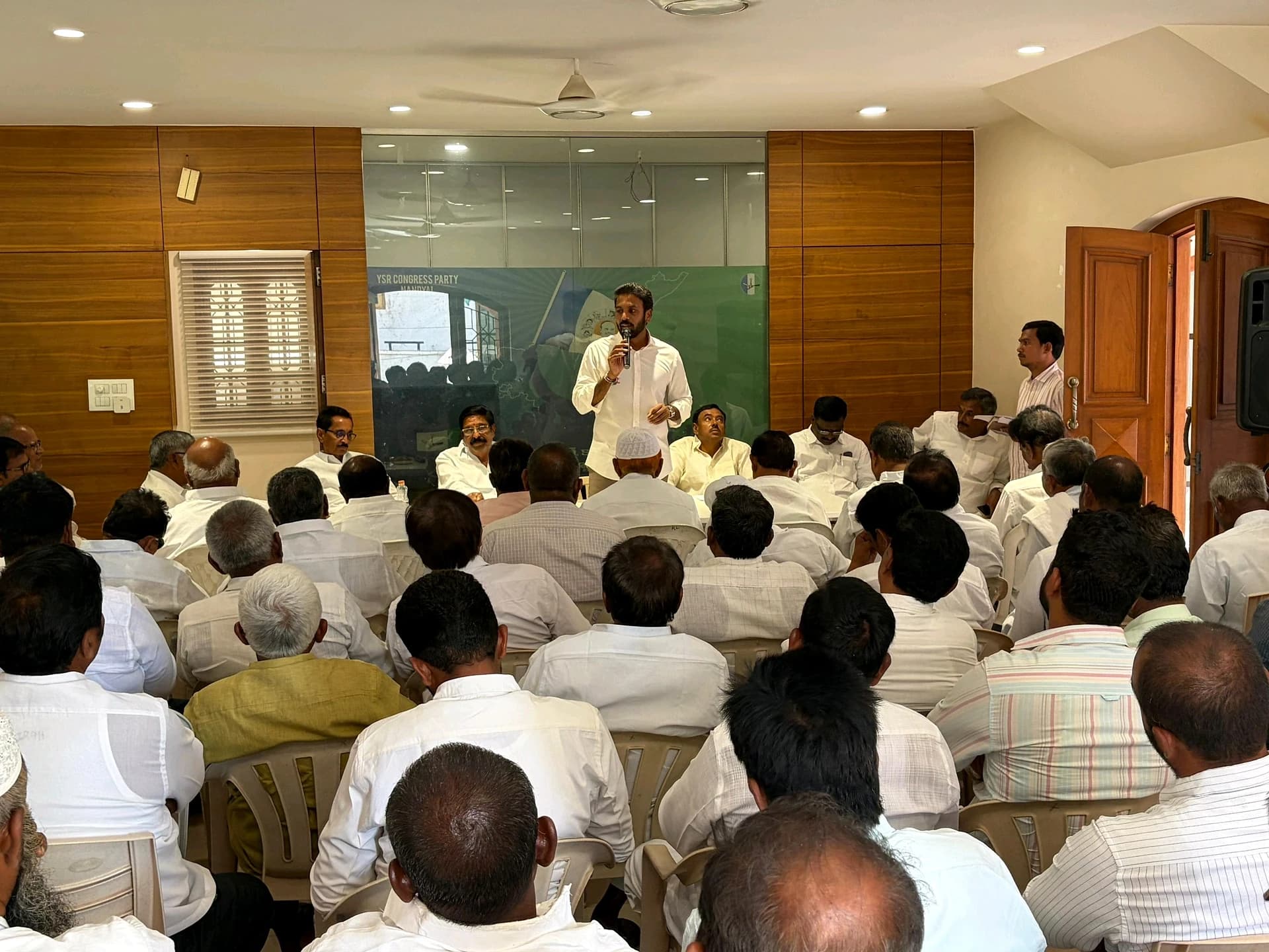కూటమి ప్రభుత్వంతో వ్యవసాయ సంక్షోభం: శిల్పా రవిచంద్ర