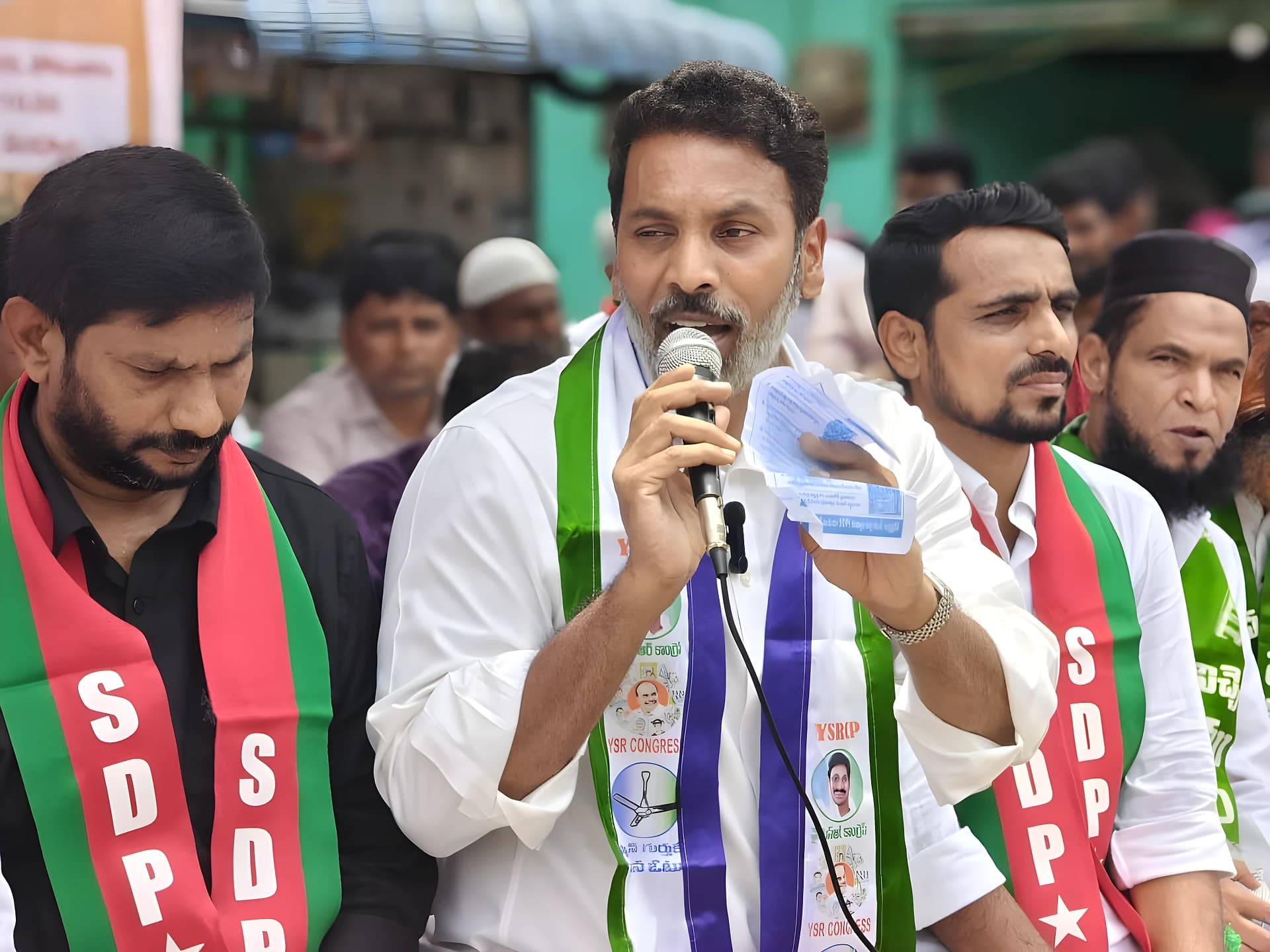 కూటమి ప్రభుత్వంపై మాజీ ఎమ్మెల్యే విమర్శలు