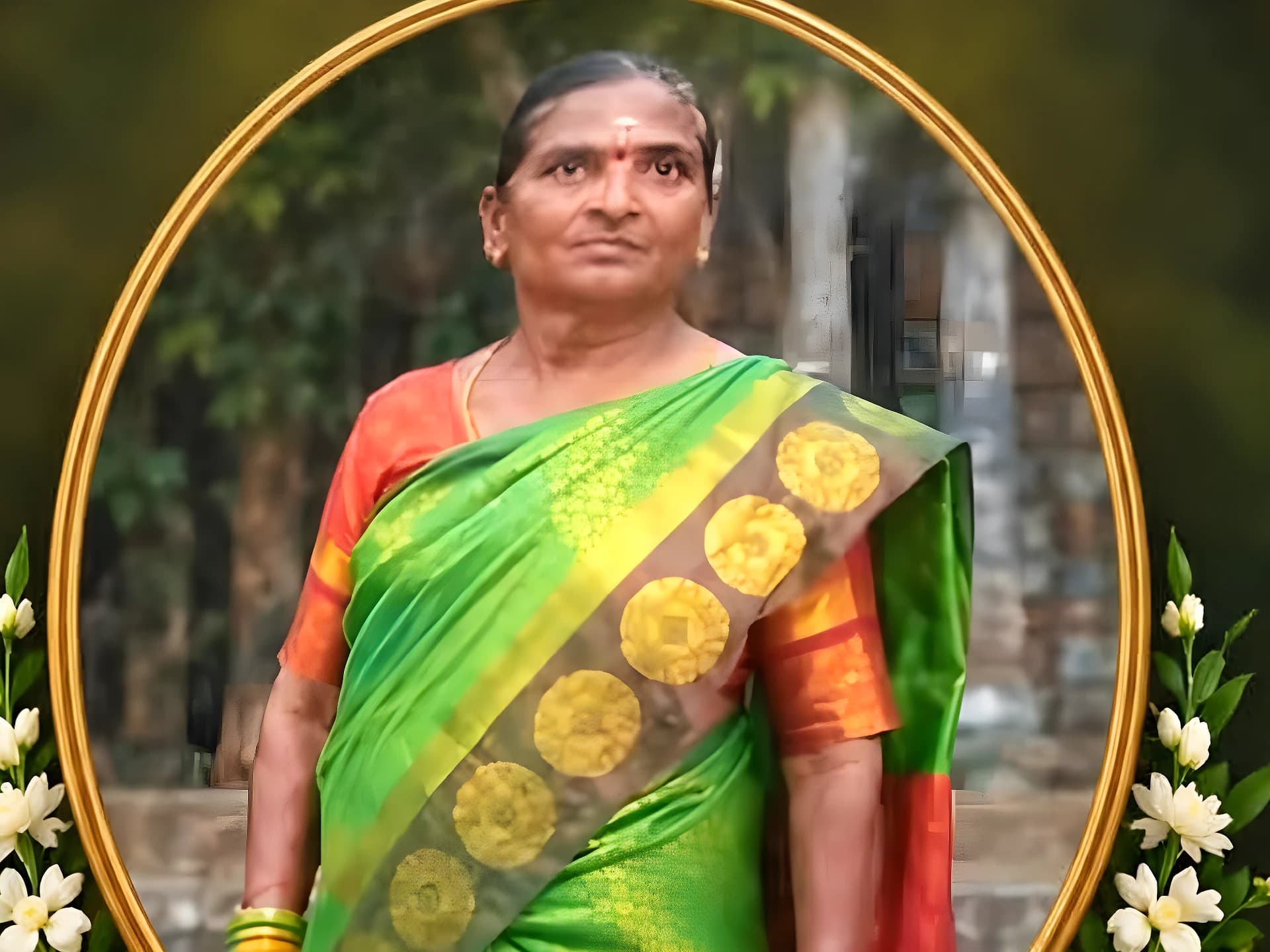 పత్తి చేనులో విషాదం.. వ్యవసాయ కూలి మృతి