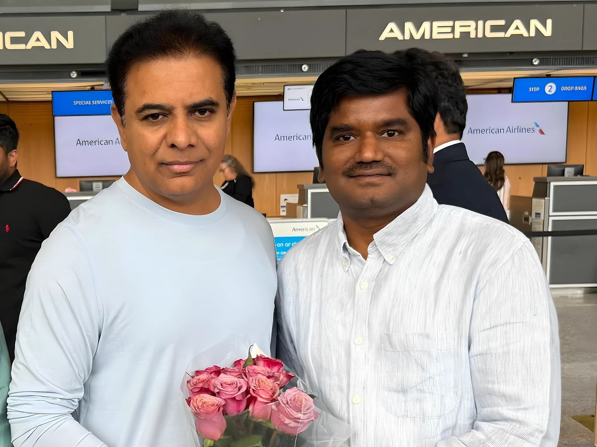 నర్సంపేటను దత్తత తీసుకుంటానన్న KTR