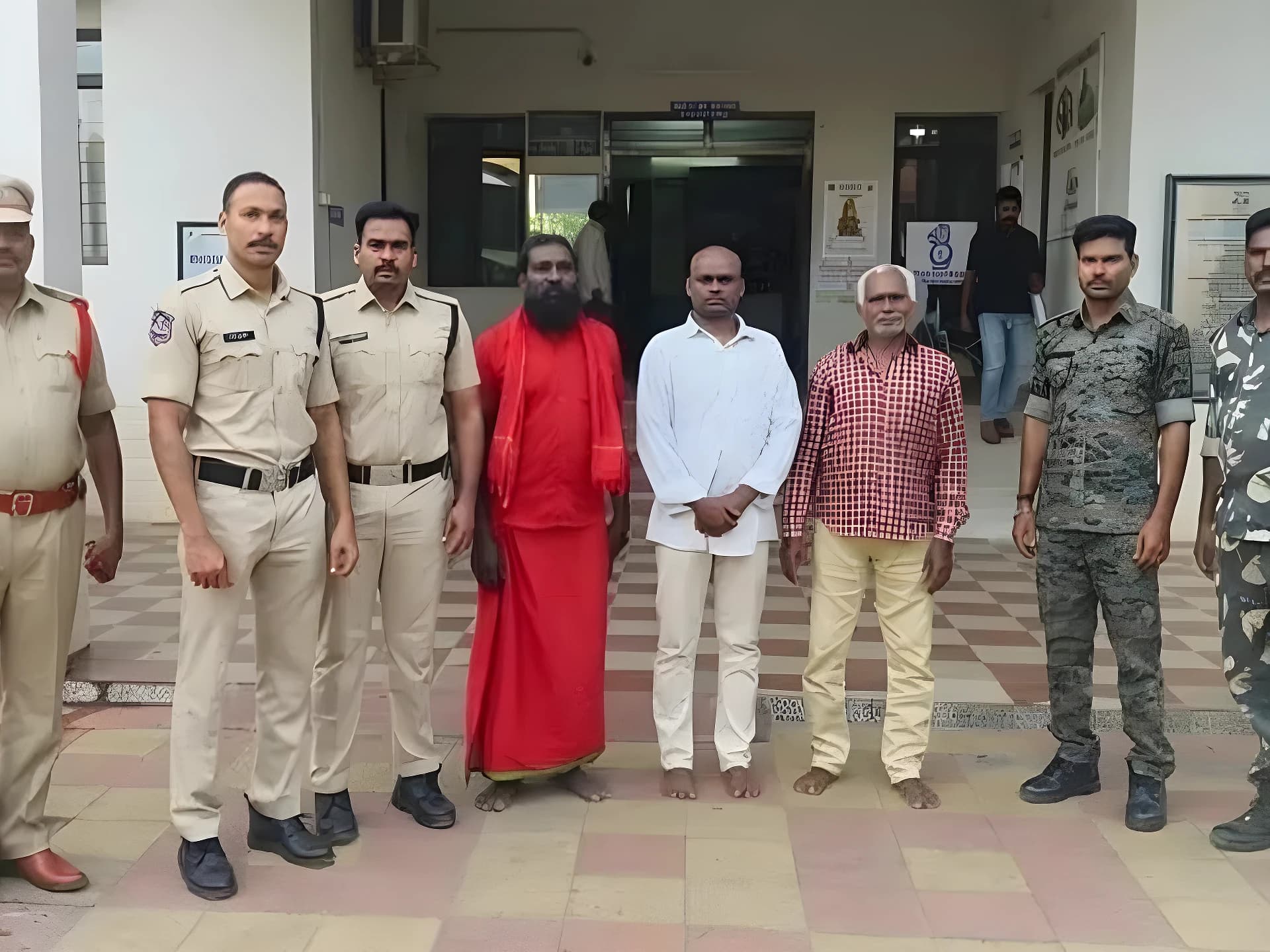 ఆత్మహత్యాయత్నం ఘటనలో ముగ్గురికి రిమాండ్