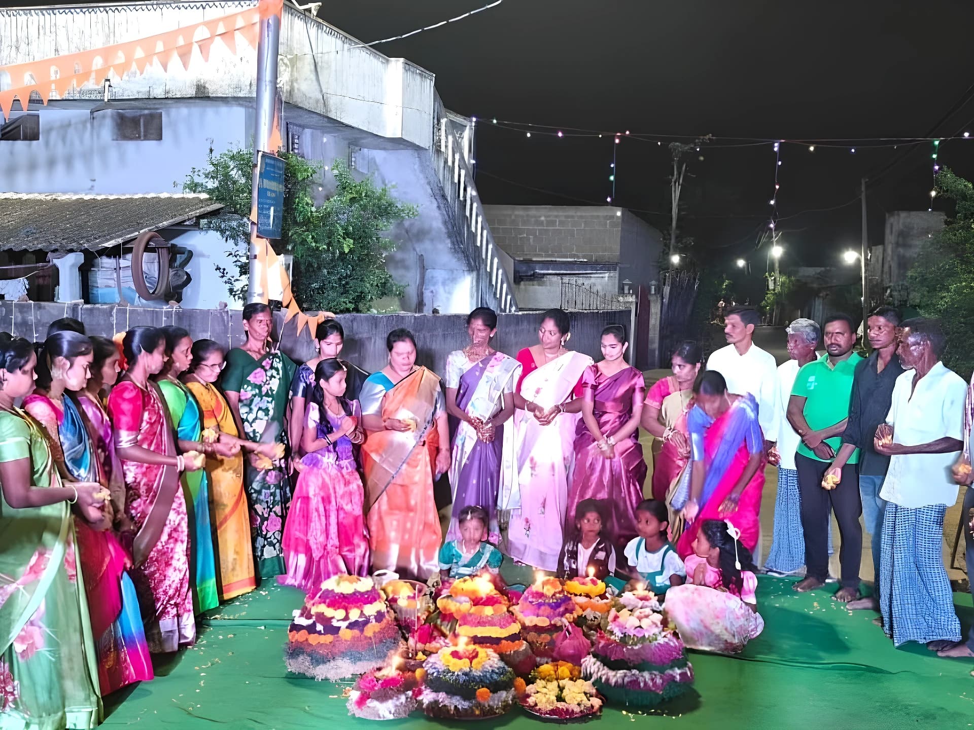 పూసపల్లిలో బతుకమ్మ సంబరాలు
