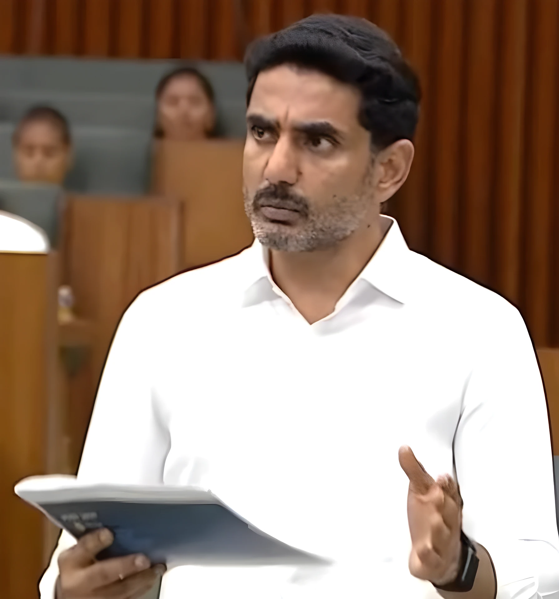 మహిళా క్రికెటర్ శ్రీచరణికి Govt. Job: నారా లోకేష్