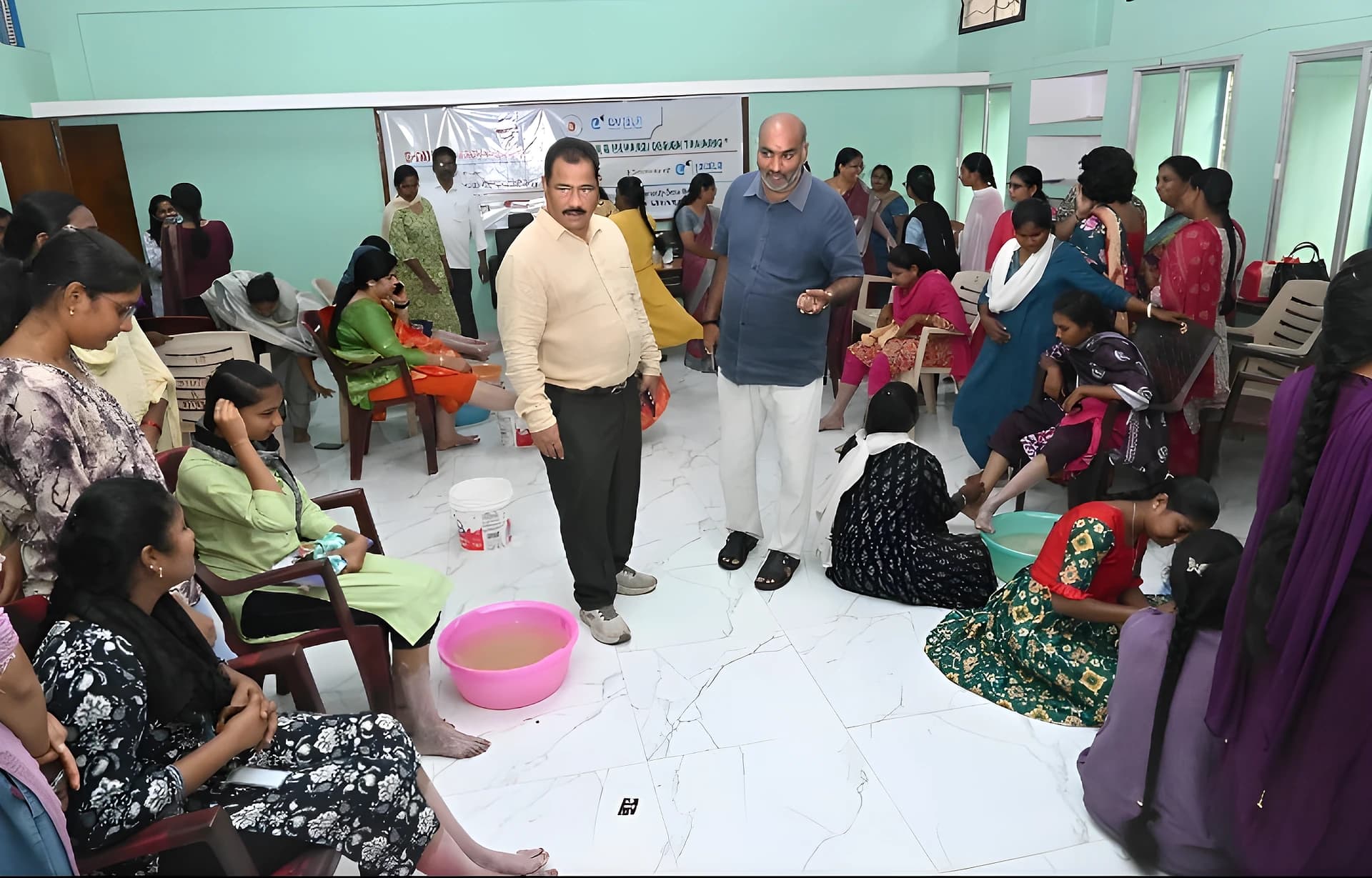 ANUలో మెహందీ డిజైనింగ్ శిక్షణ ప్రారంభం