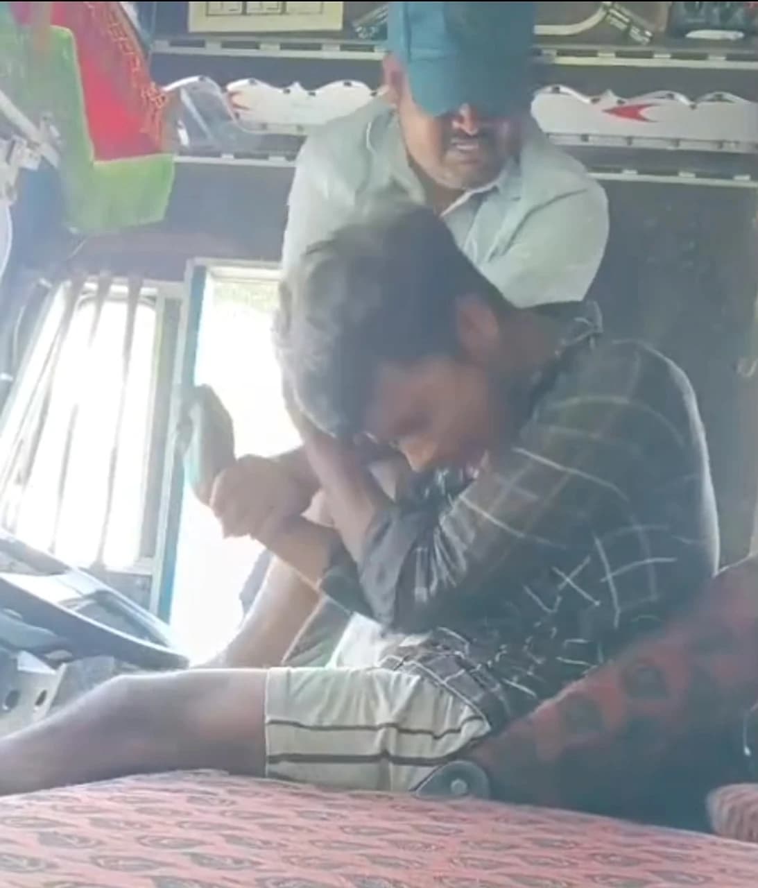 లారీ అసోసియేషన్ ఫైర్