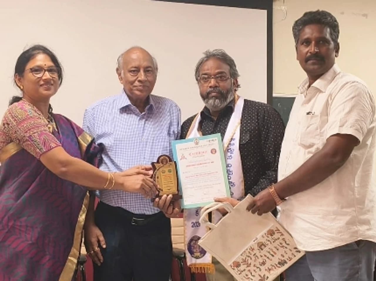 ANUలో జర్నలిజం అలుమ్ని సందడి!