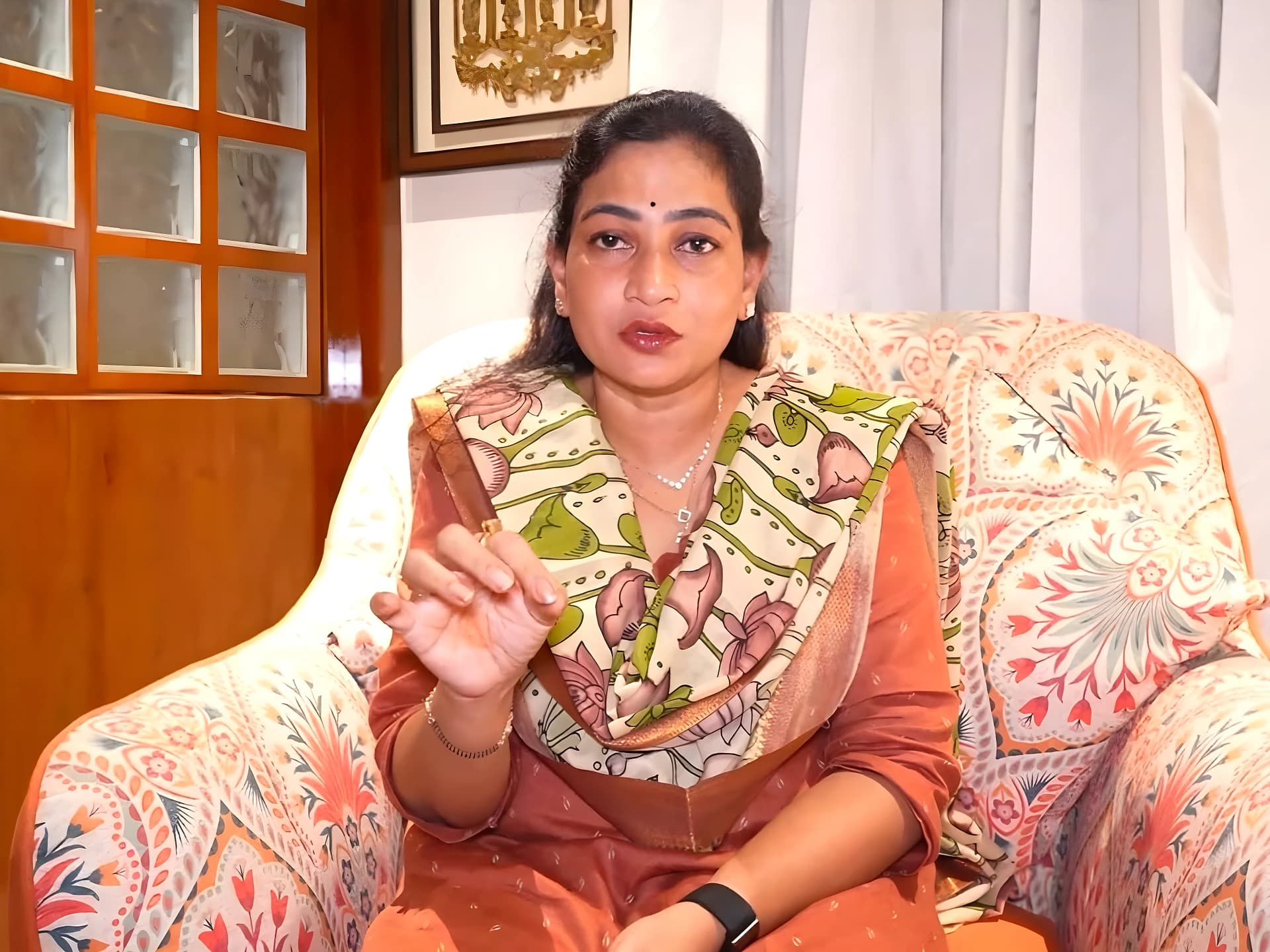 ఉపాధ్యాయులపై దాడులు దుర్మార్గం: హోం మంత్రి అనిత