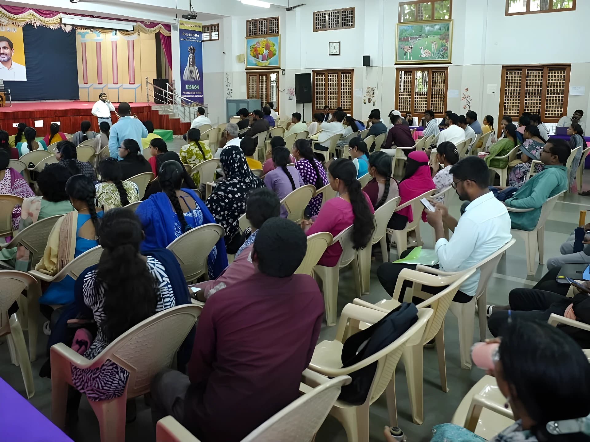 మంగళగిరిలో జాబ్ మేళా
