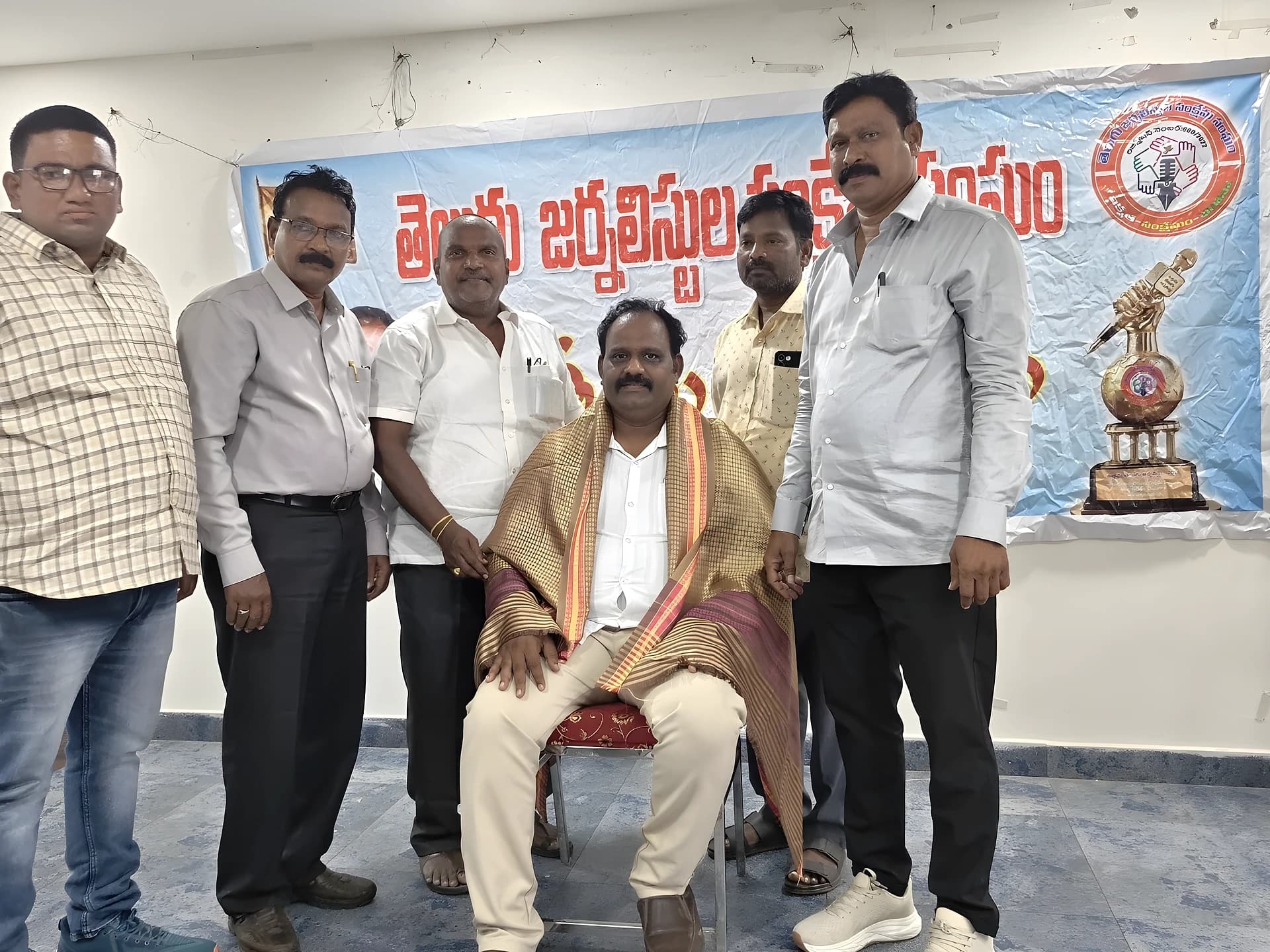 తెలుగు జర్నలిస్టుల సంక్షేమ సంఘం కొత్త కమిటీ