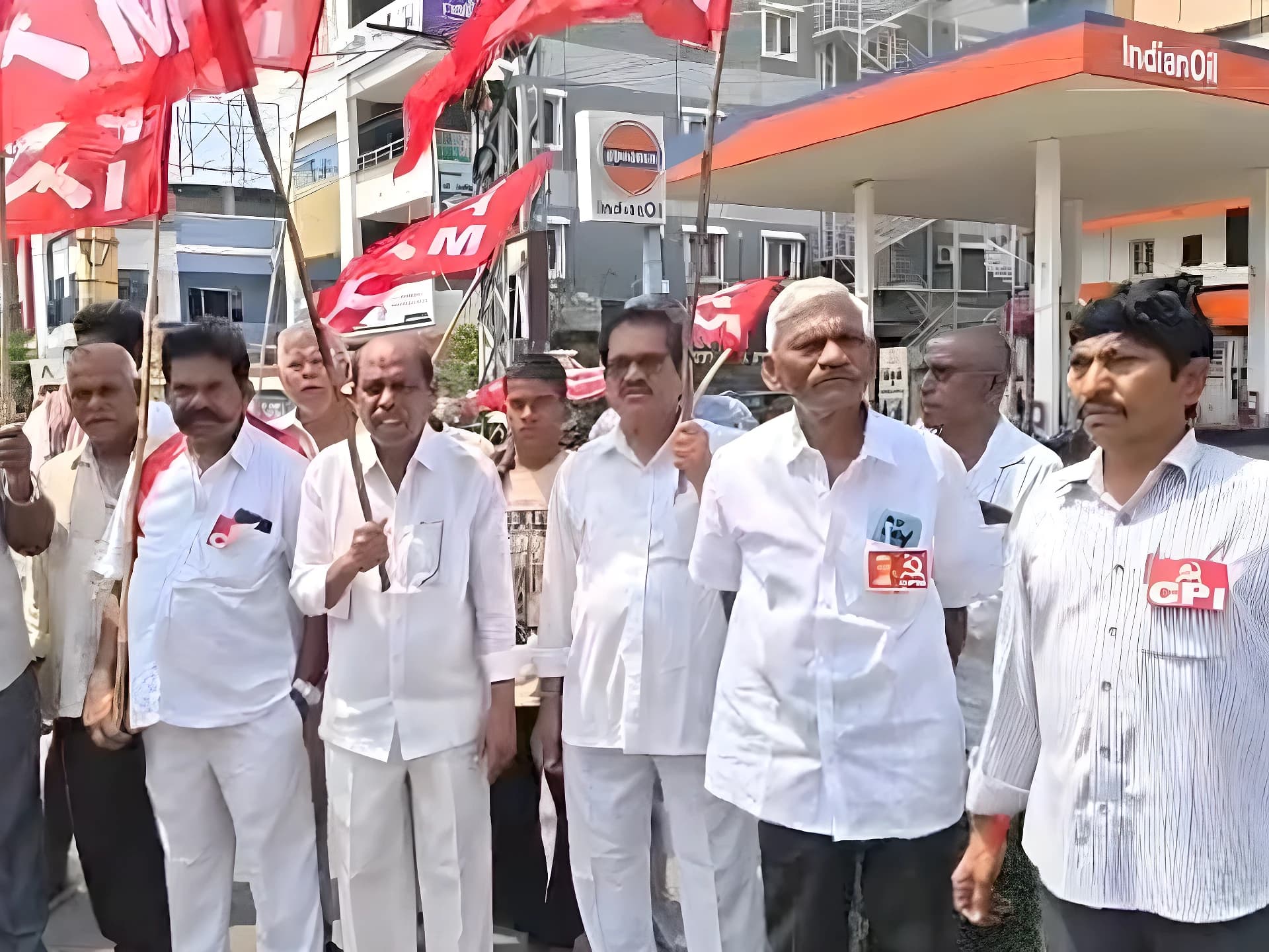 మంగళగిరిలో వామపక్షాల నిరసన