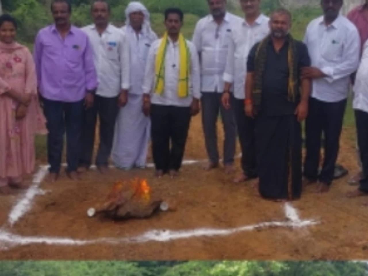 చినకాకానిలో డెవలప్మెంట్ వర్క్స్ స్టార్ట్