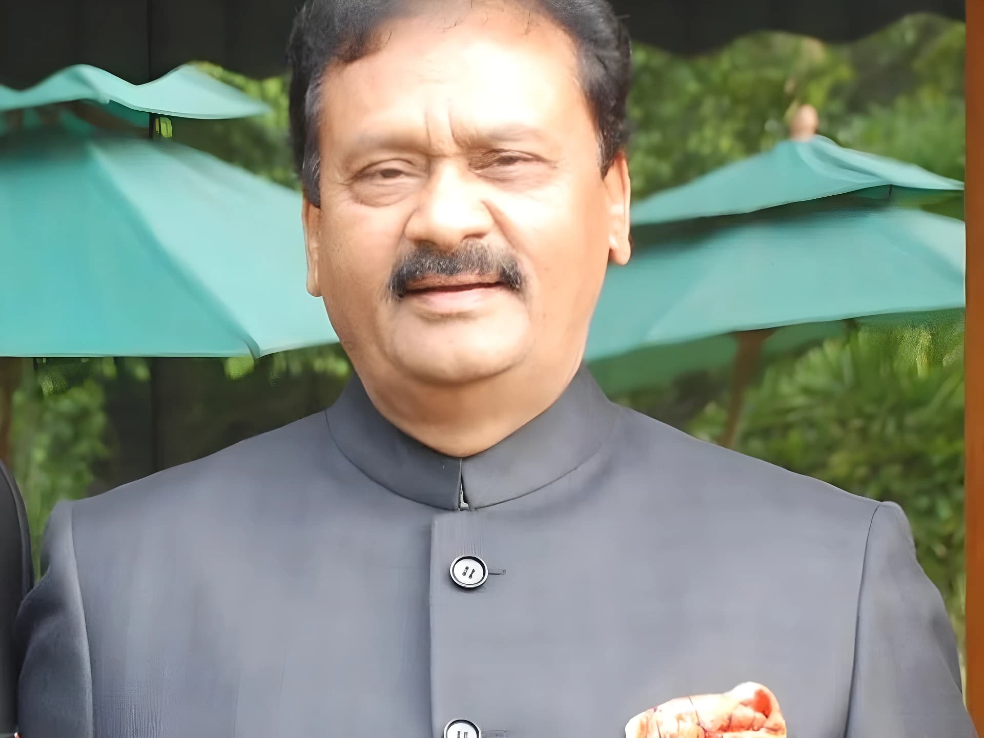 సద్దుల బతుకమ్మ శుభాకాంక్షలు తెలిపిన షబ్బీర్ అలీ