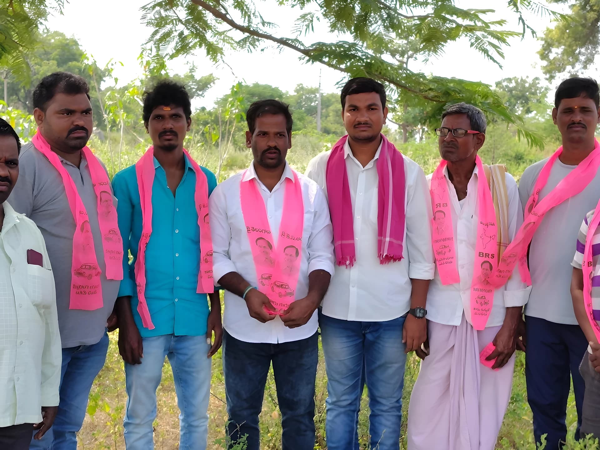 అర్హులకే డబుల్ బెడ్రూం.. BRS డిమాండ్