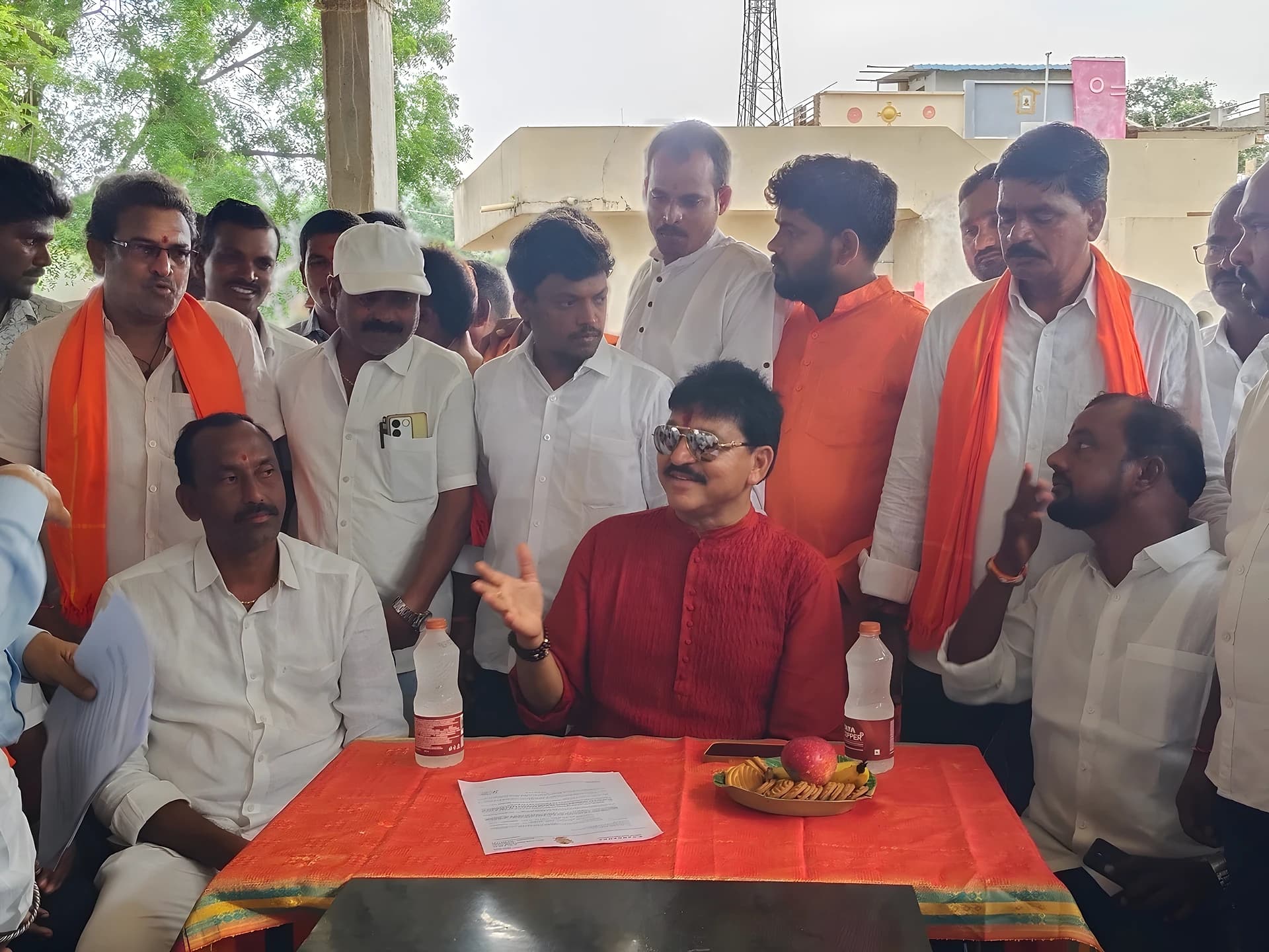నందిపేటలో మినీ స్టేడియం స్థల పరిశీలన