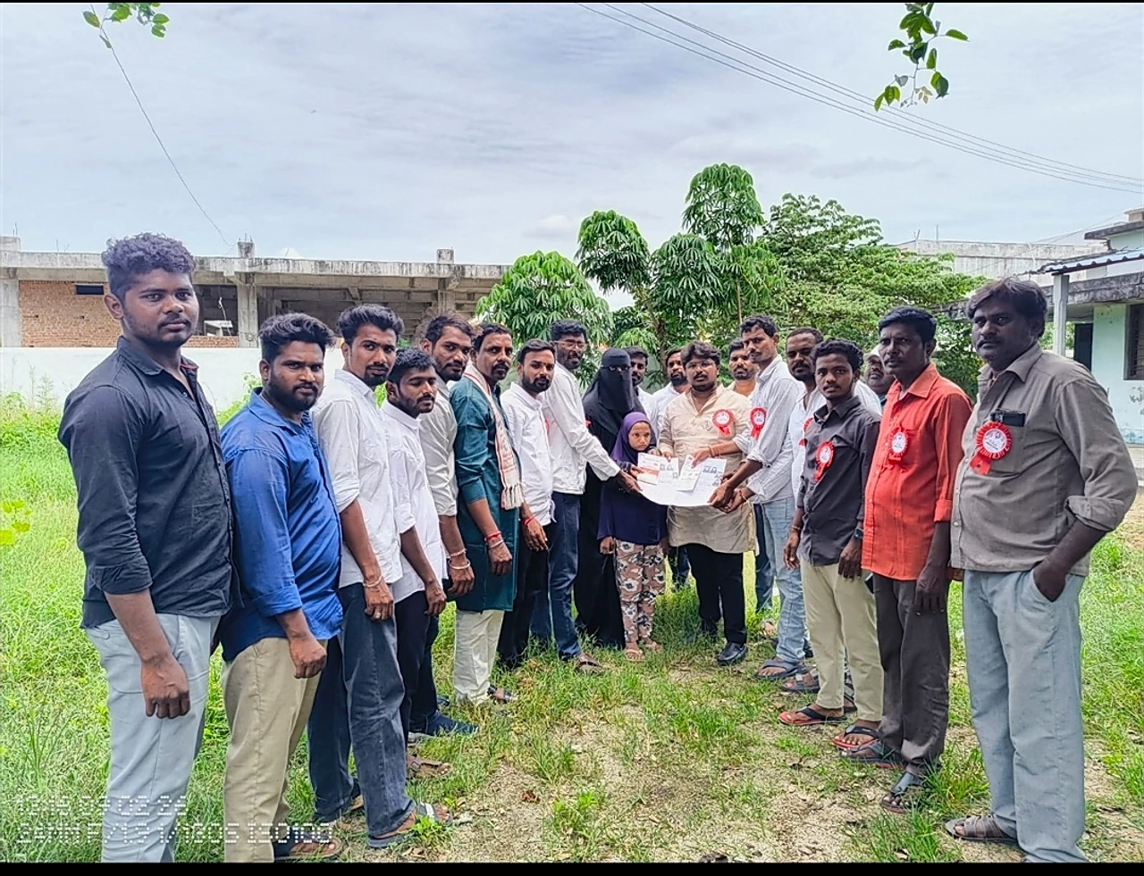 హనుమకొండలో పవన్ బర్త్ డే.. కార్యకర్త కుటుంబానికి FD!