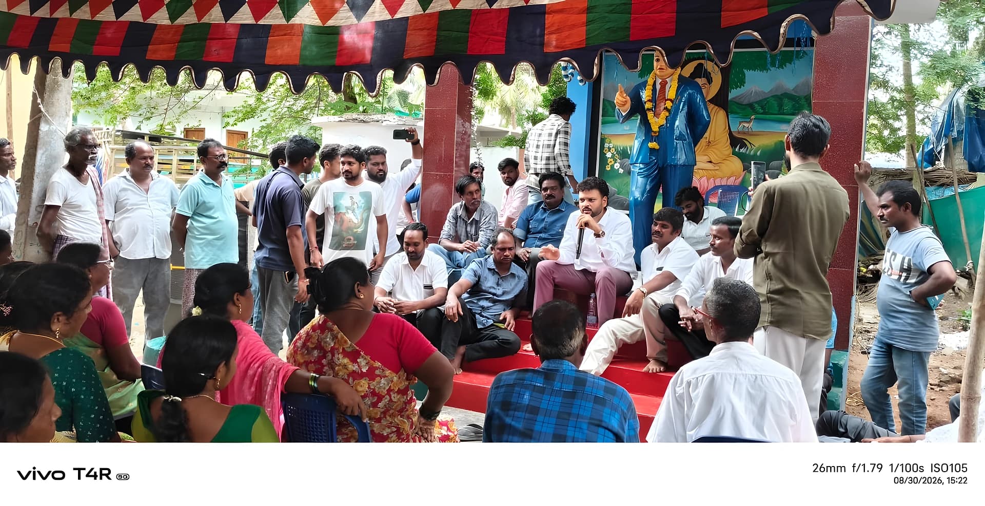 20 ఏళ్ల పోరాటానికి ఎమ్మెల్సీ అభ్యర్థి మద్దతు!