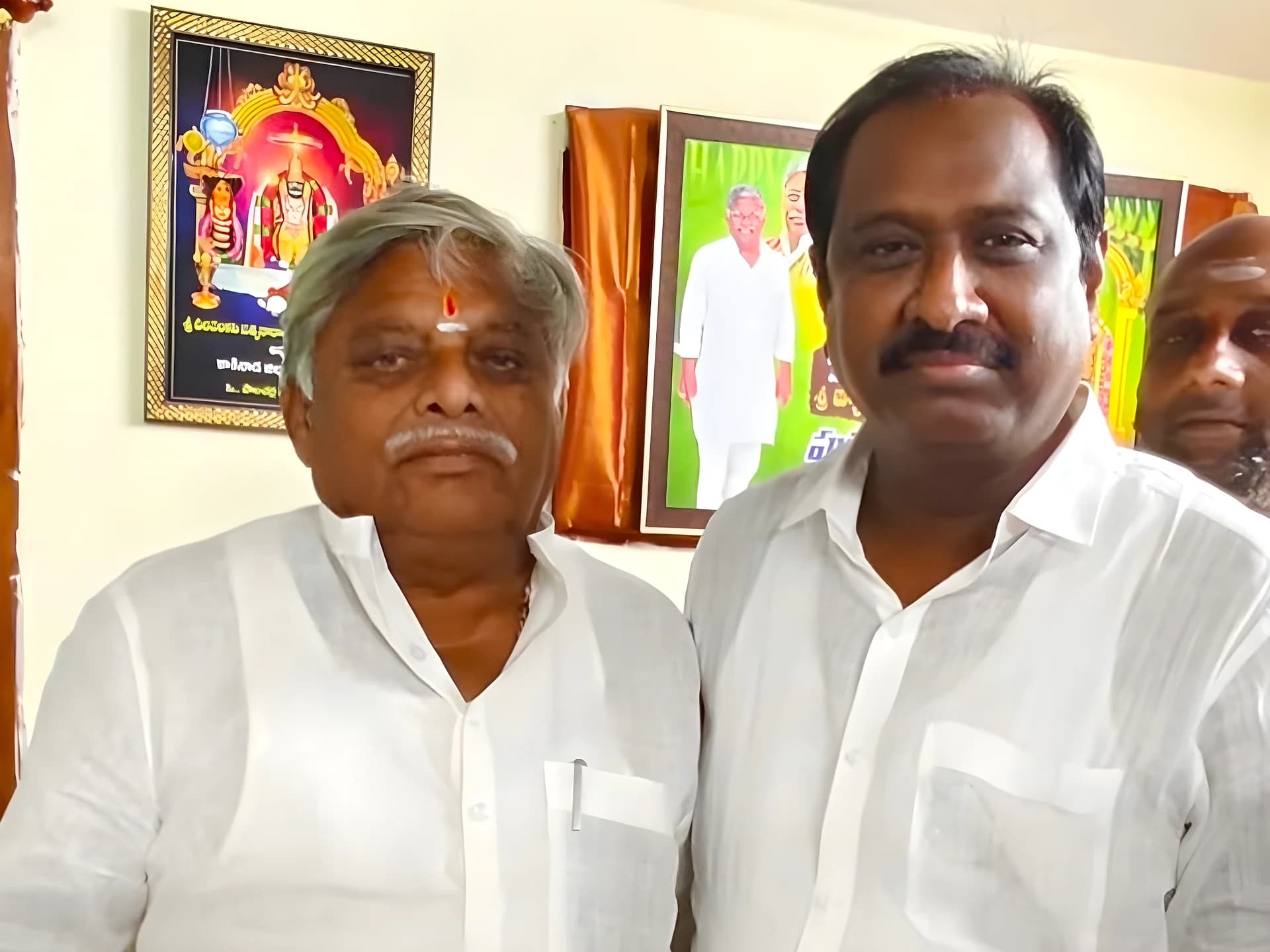 జడ్పీటీసీ పోటీ బాధ్యత కన్నబాబుకు!